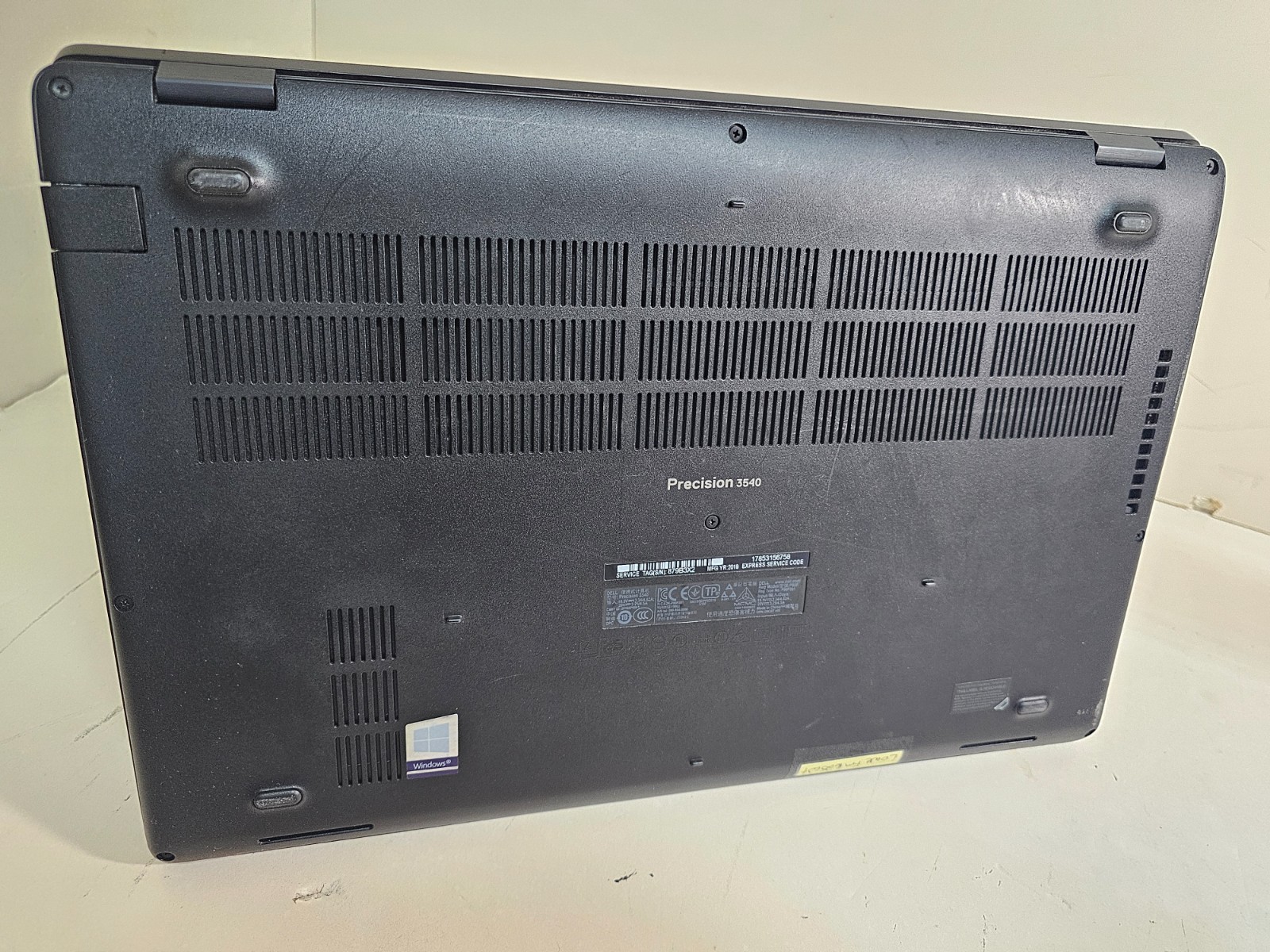 Dell Precision 3540 Laptop – 1.6 GHz i5-8365U 8GB 256GB SSD Webcam 15.6″ – SP01