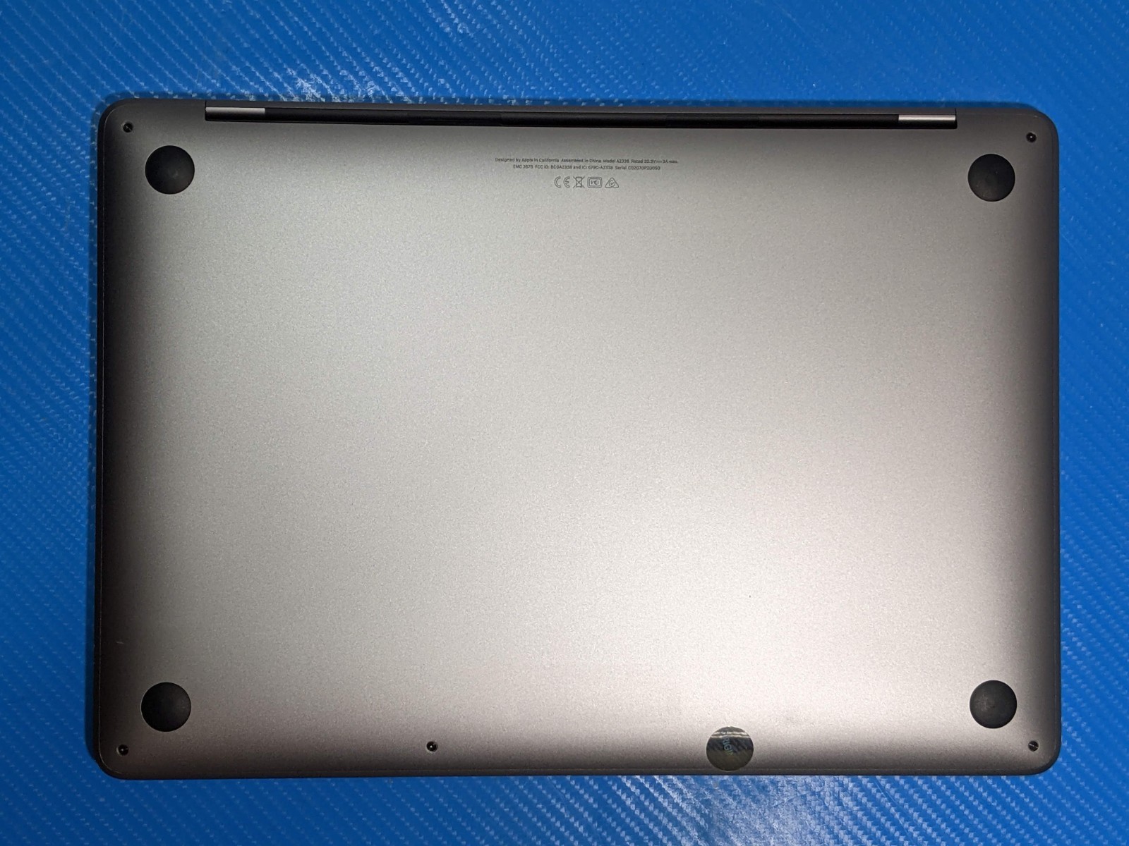 Apple MacBook Pro (2020) 13.3″ A2338 M1 8CPU/8GPU 3.2GHz 8GB 256GB MYDA2LL/A +PA
