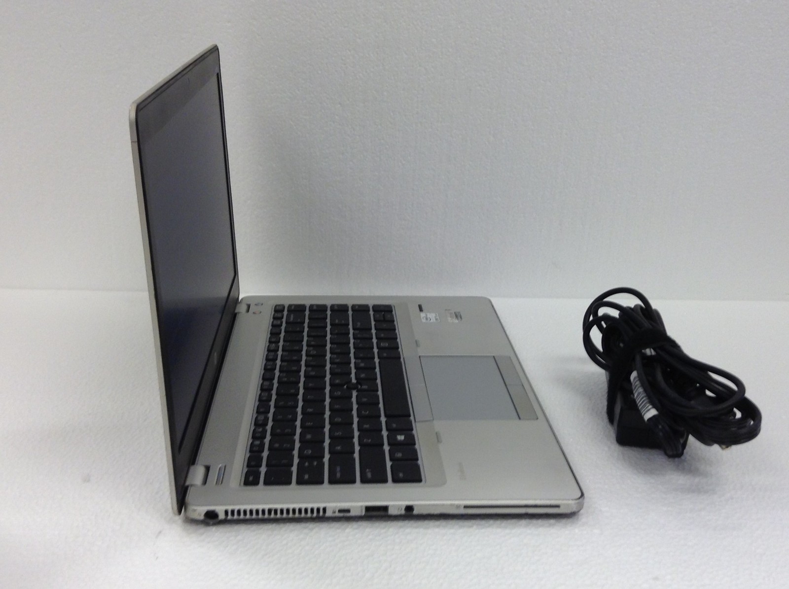 HP EliteBook Folio 9470m 14″ Laptop i5-3427U 1.8GHz 4GB 512GB Backlit,Ac Adapter