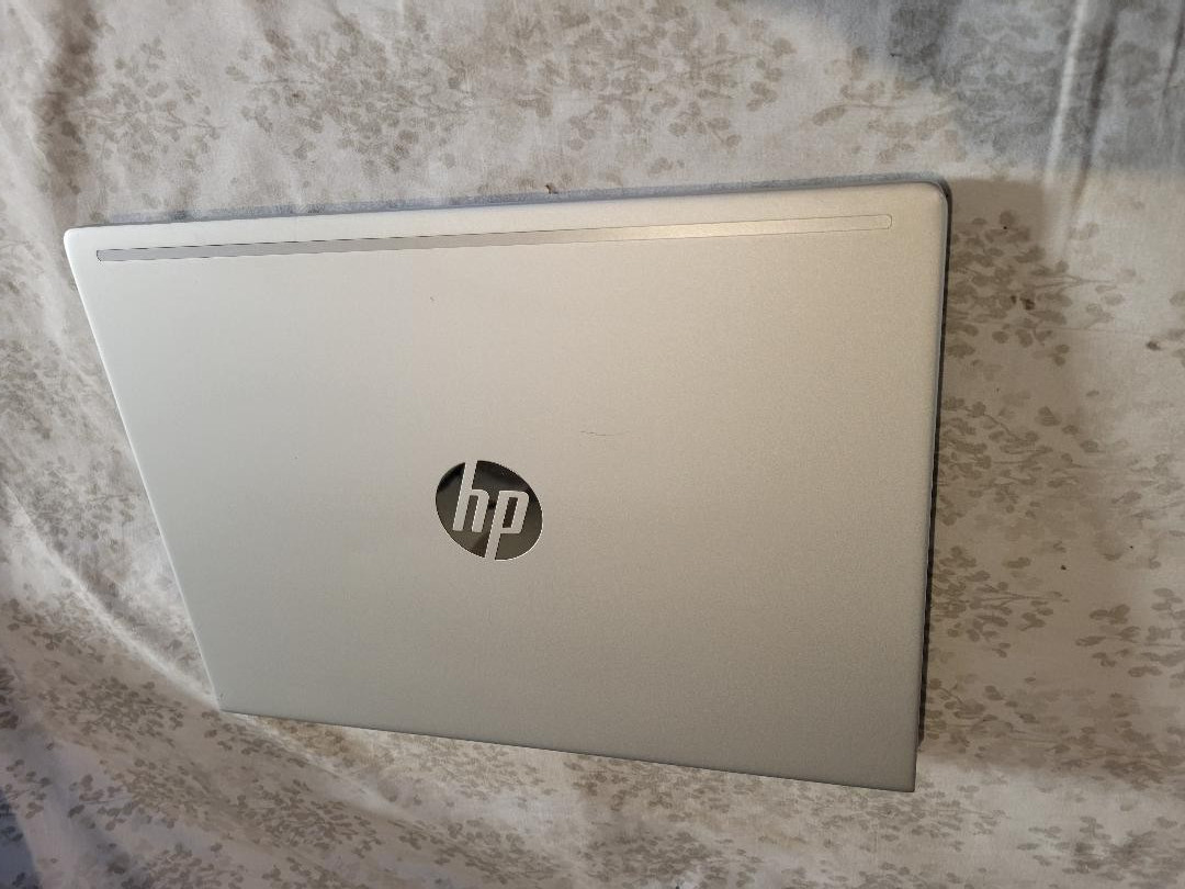 HP ProBook 430 G7 Core i7-10510U 1.80 GHz 16 GB DDR4 512 NVMe Windows 11 Pro