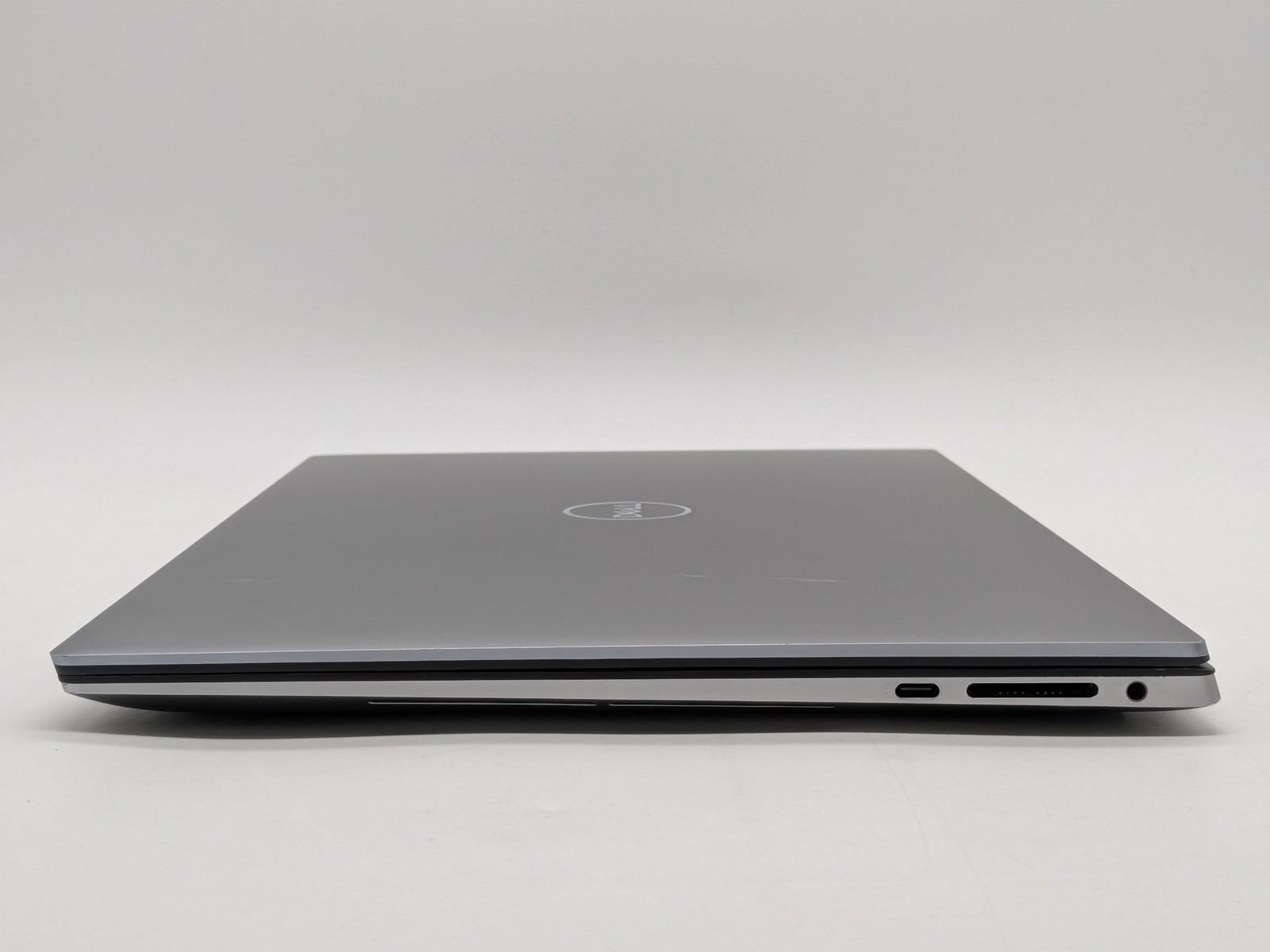Dell Precision 5560 15.6″ FHD+ I7-11800H 512GB SSD 32GB W11P T1200 IRCam