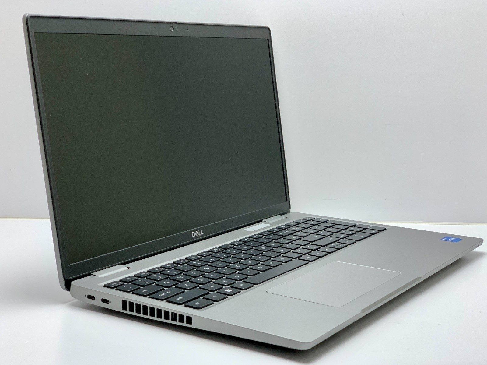 Dell Latitude 5530 | i5-1245U | 16GB RAM | 256GB NVMe | LINUX