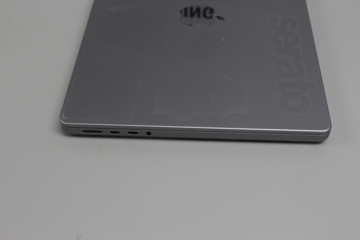 Apple Macbook Pro 14″ (1TB, M2 Pro, 16GB) Laptop Silver (C32042575)
