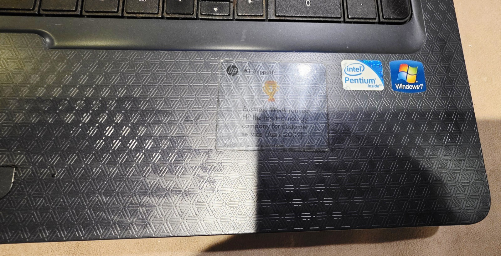 HP G72 Notebook Intel Pentium 17″ Windows 7 Black (Some buttons dont work)