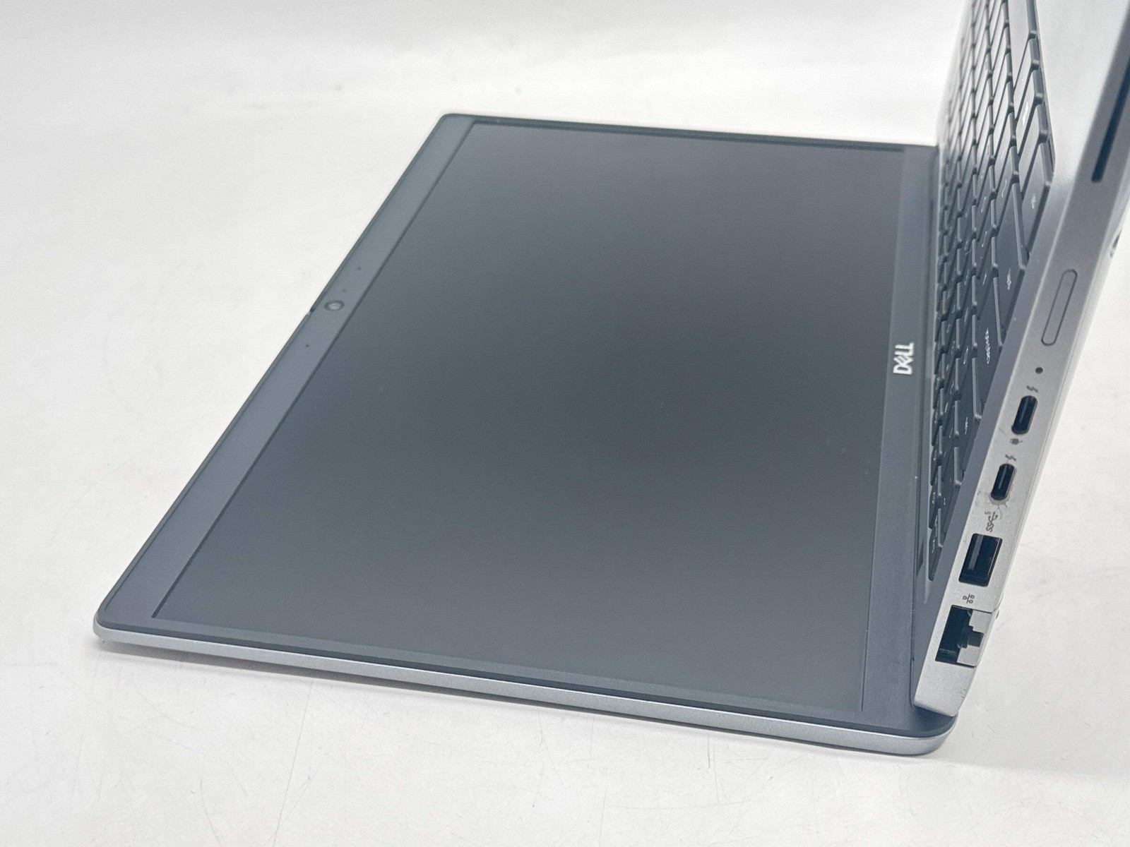 2025 Dell Latitude 5450 14″ Core Ultra 7 165U 16GB 512GB SSD w/ Charger