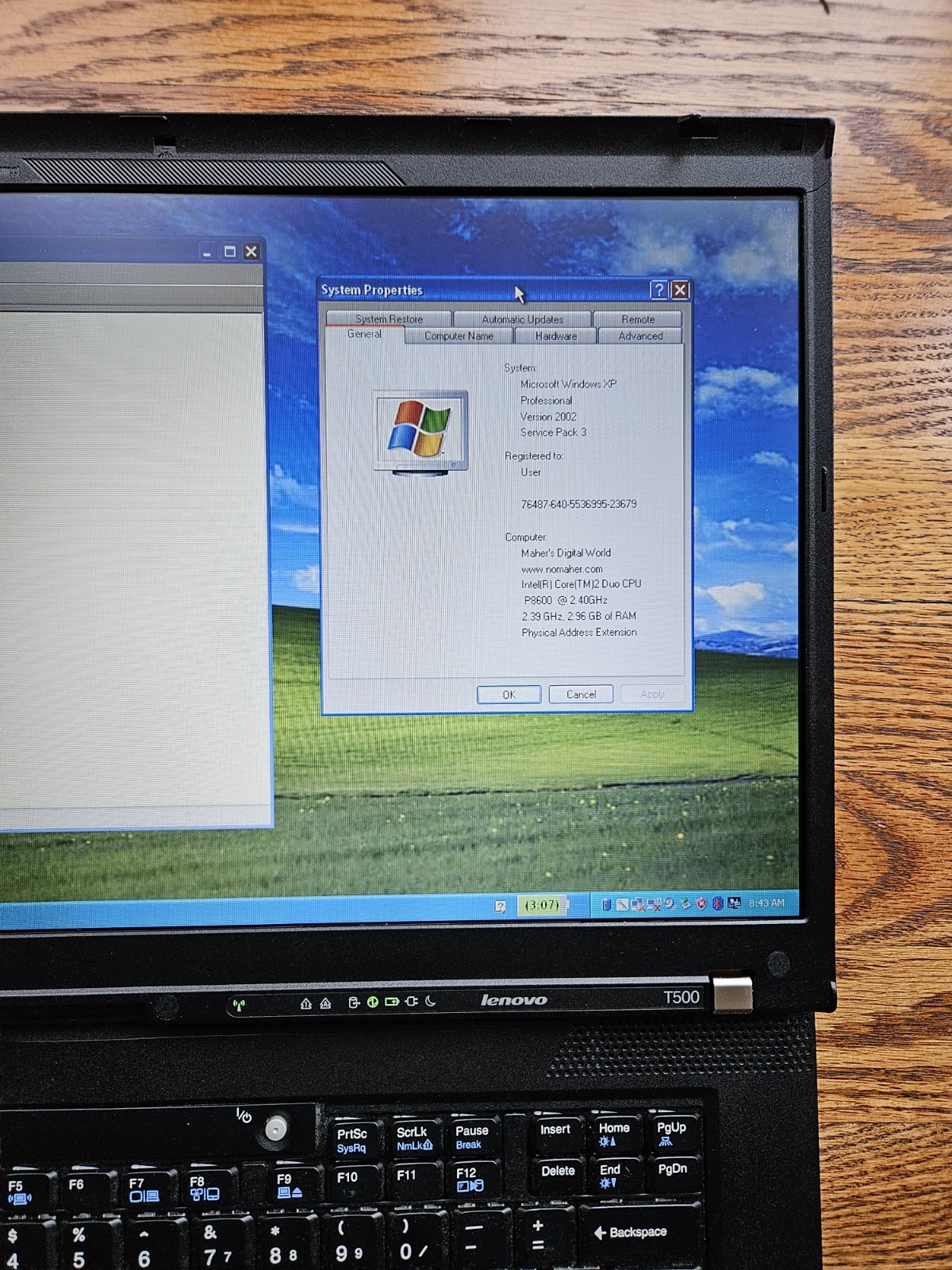 ThinkPad T500 4 GB/320 GB HDD/15″ screen/ Windows XP Pro. Ready to Use