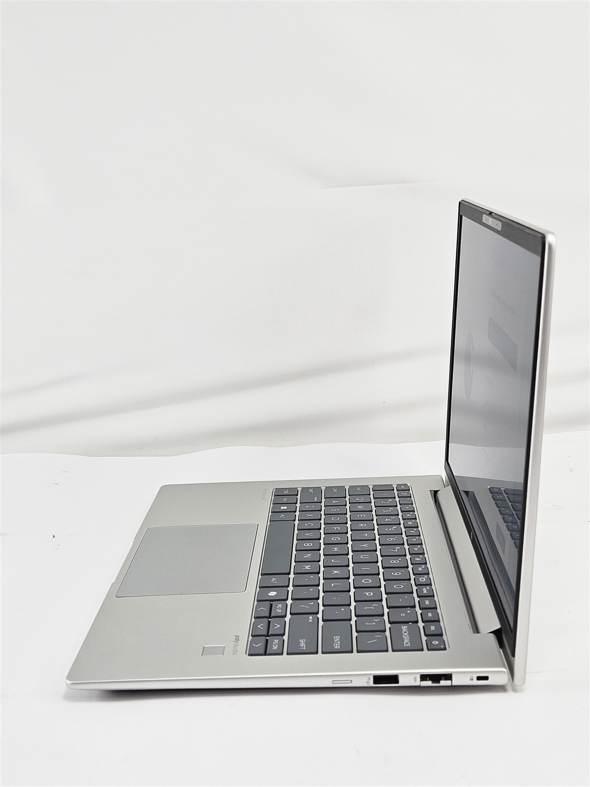 HP ProBook 445 G11 14″ Laptop Ryzen 7 7735U 32GB 512GB SSD Radeon 680M