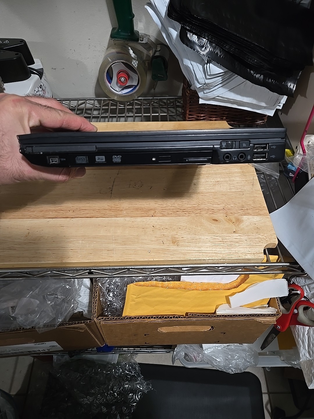 Dell Latitude E6400 Intel Core 2 Duo T9600 2.8 GHz 4GB RAM – Parts Not Tested