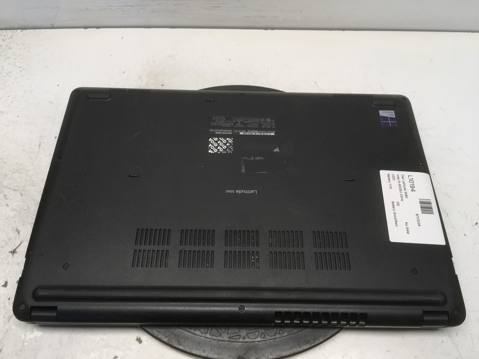 Dell Latitude 3580 Intel i3-6006U 2GHz No RAM NO HDD No Batt