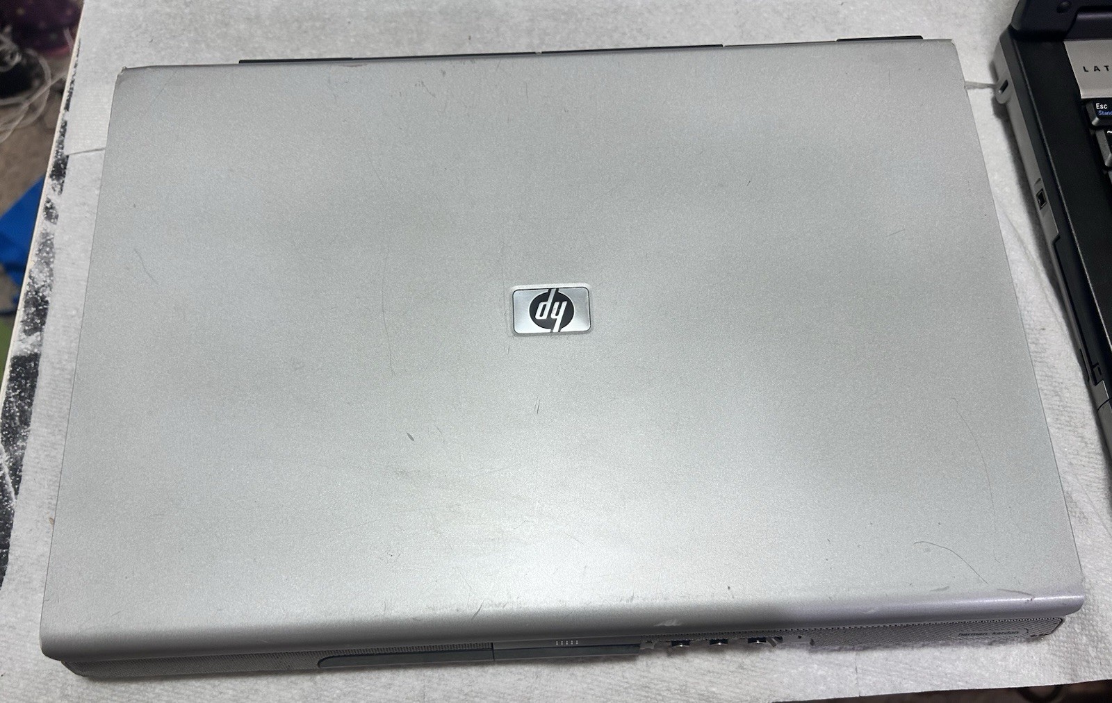 Lot of 3 Vintage Laptops Dell Latitude D520 HP Pavilion dv1000 Thomson Untested