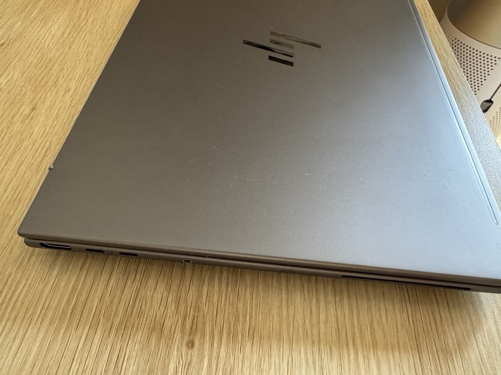 HP ZBook 8 G1i 14” Mobile Workstation Ultra 5 235U 16GB DDR5 512GB SSD