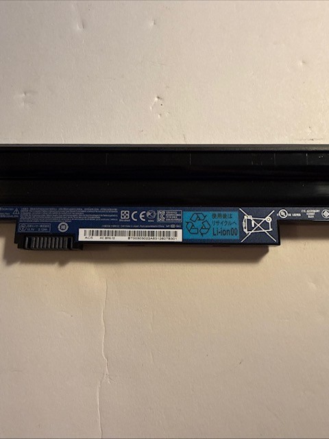 Acer Aspire One D255E Laptop Atom N455 1GB DDR3 160GB HD Battery not working