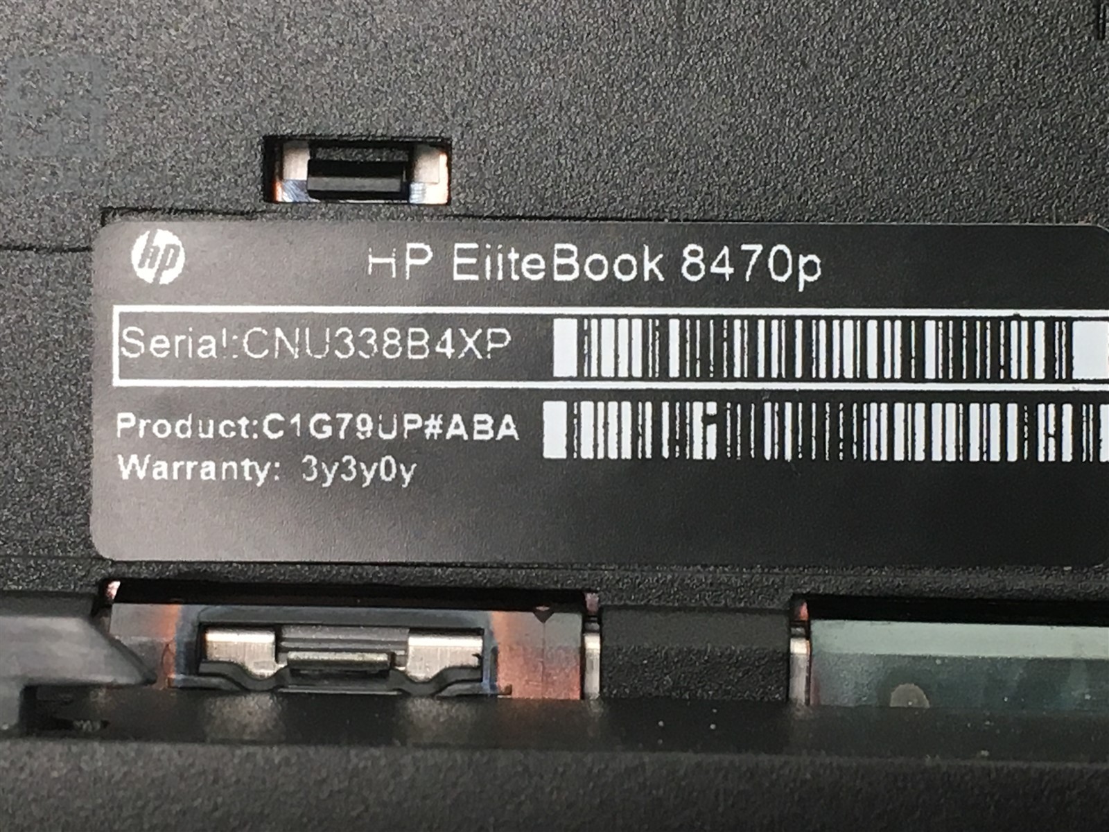 HP EliteBook 8470p Laptop i5-3320M 2.60GHZ 4GB No HDD 14″