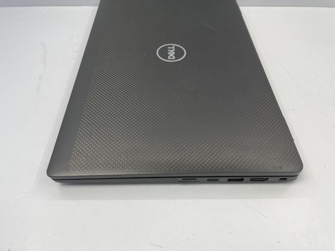 DELL LATITUDE 7420 Laptop w/ Intel Core i5-1135G7 2.40 GHZ + 8 GB |No HD/Battery