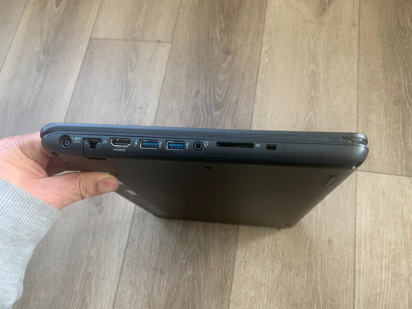 Sony SVF14AC1QL Laptop 14″ Intel Core i7-3537U 2.00GHz 8GB RAM 750GB HDD Win 8