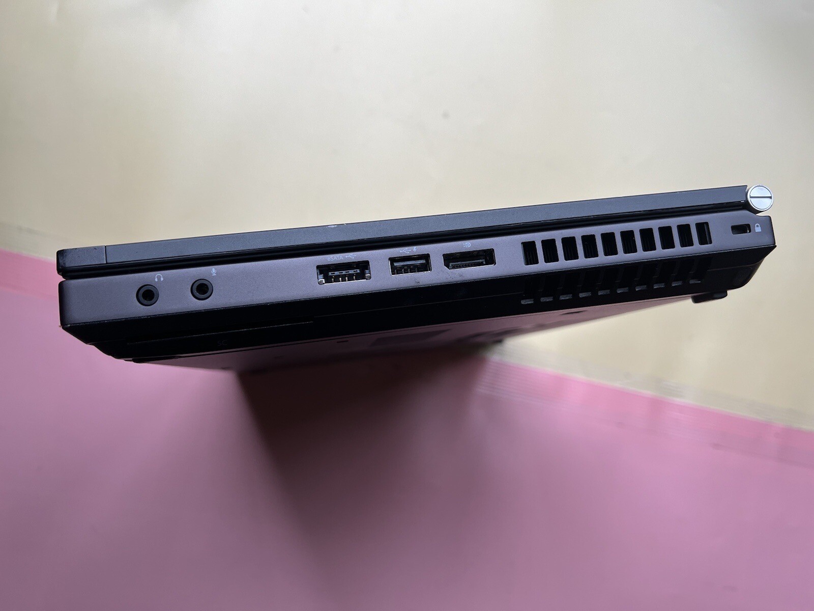 HP Elitebook 8470w Core i5-3360M 16GB RAM 500GB HDD WEBCAM BLUETOOTH 1600×900