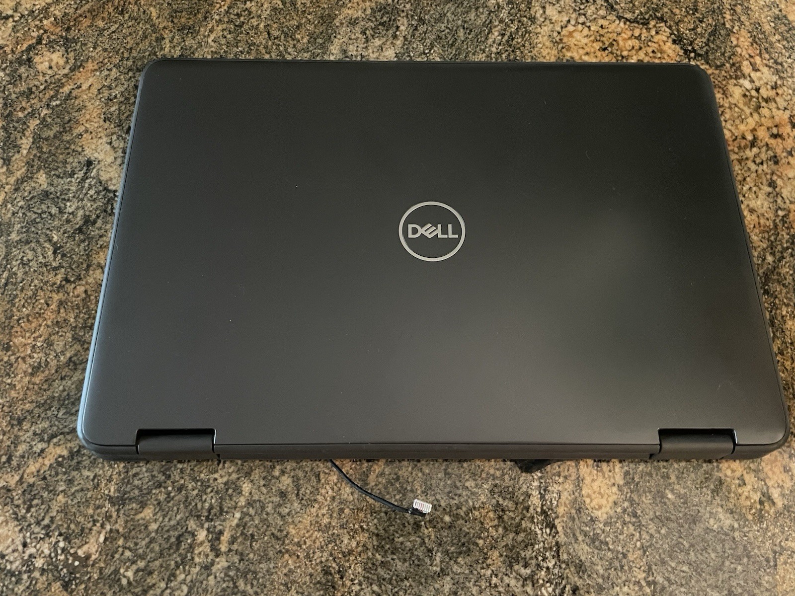 Dell Latitude P26T P26T003 3190 2 in 1 11.6″ -Top Screen No Scratches &Keyboard