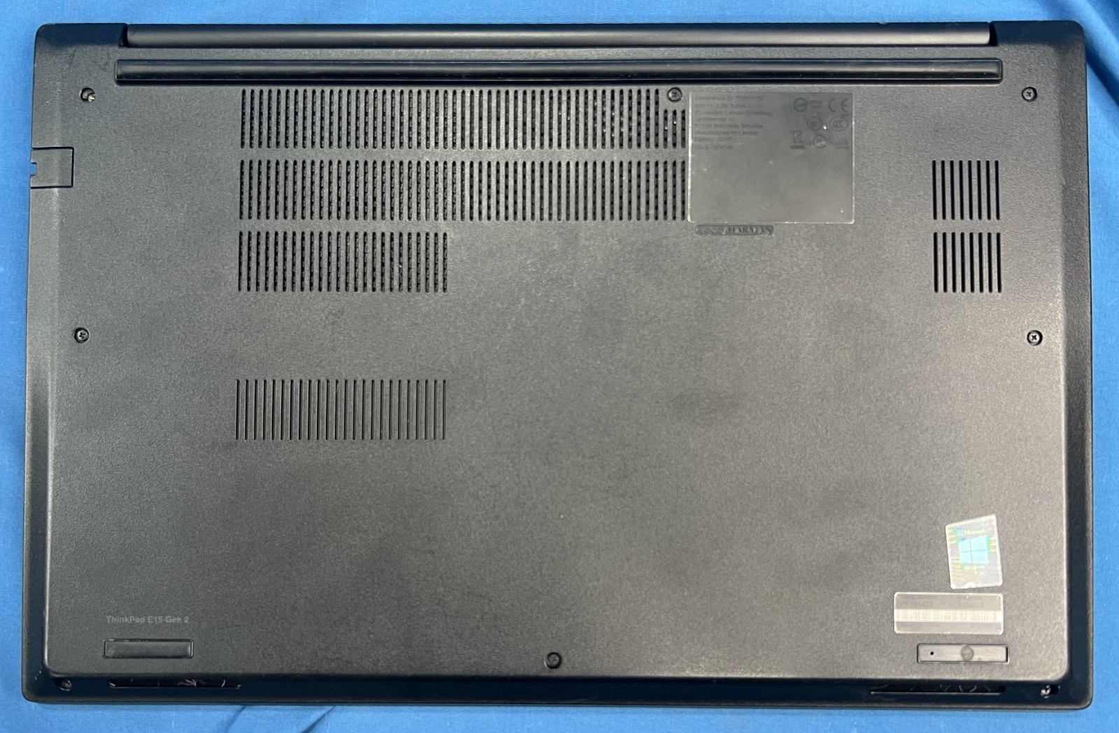 Lenovo ThinkPad E15 – AMD Ryzen7 5700U, 16GB RAM, 512GB NVMe – Win11