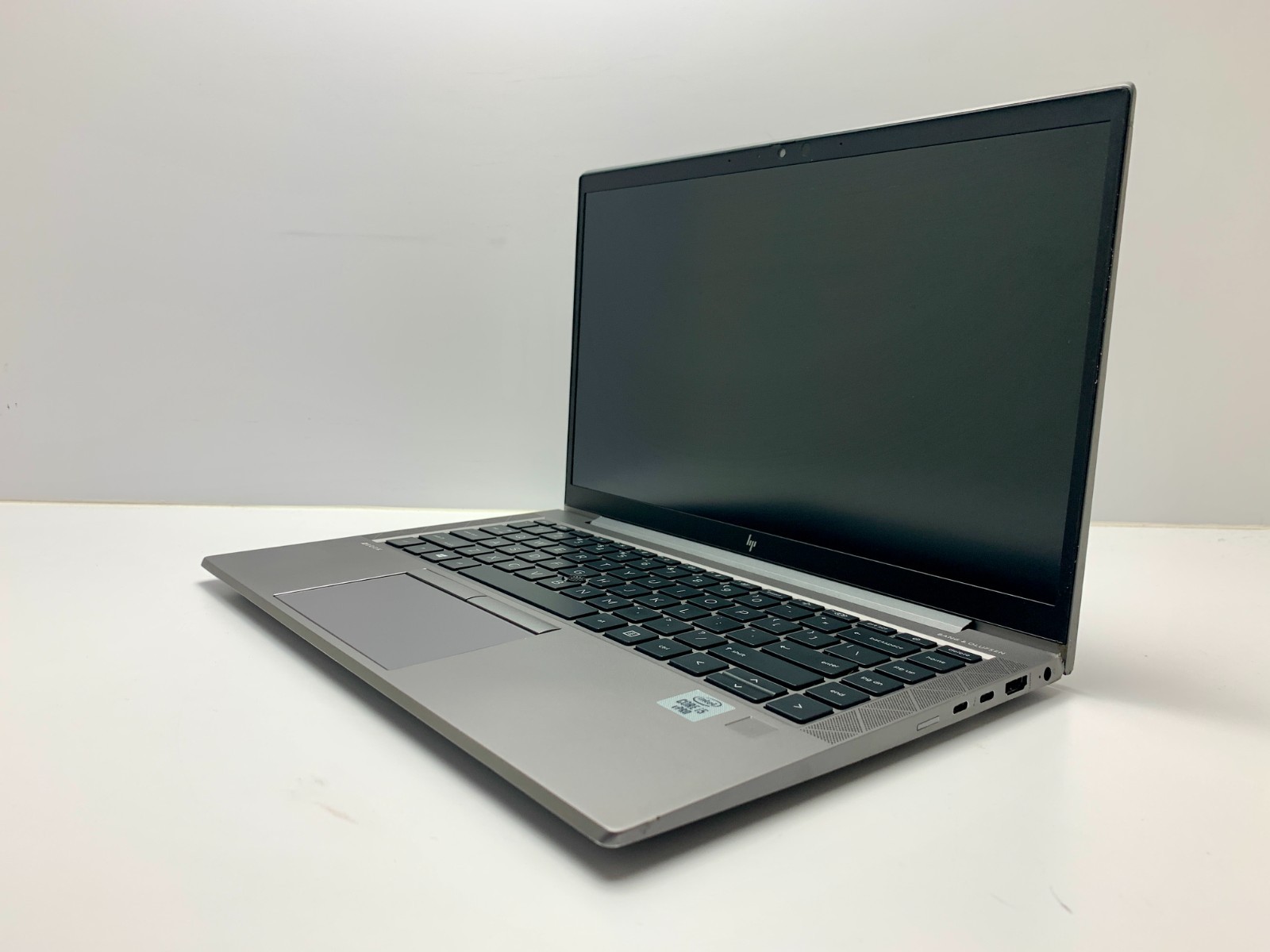 HP ZBook Firefly 14 G7 | i5-10310U | 8GB RAM | 256GB NVMe | LINUX | BIOS LOCKED