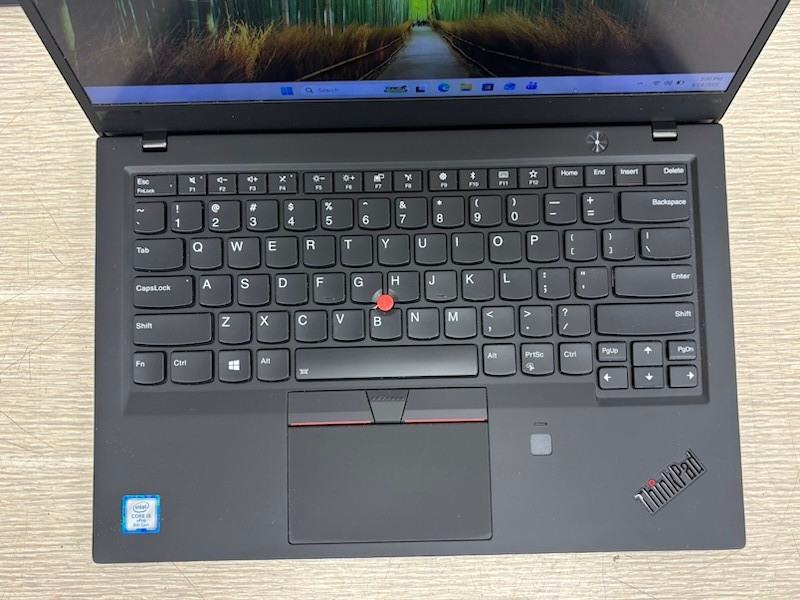 3x Lenovo ThinkPad X1 Carbon Gen 6 i5-8350U 1.70GHz 8GB 256GB W11P Laptop (Lot)