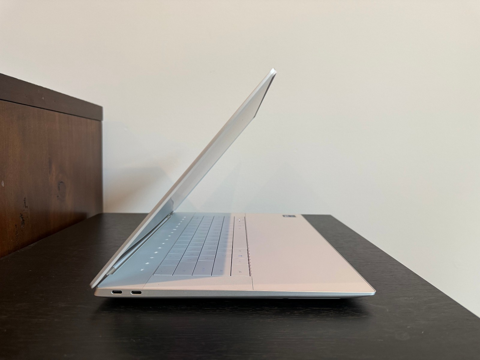 Dell Premium 16″ XPS16 4K Touch OLED Core Ultra 7 255H RTX 5050 32GB 1TB #6