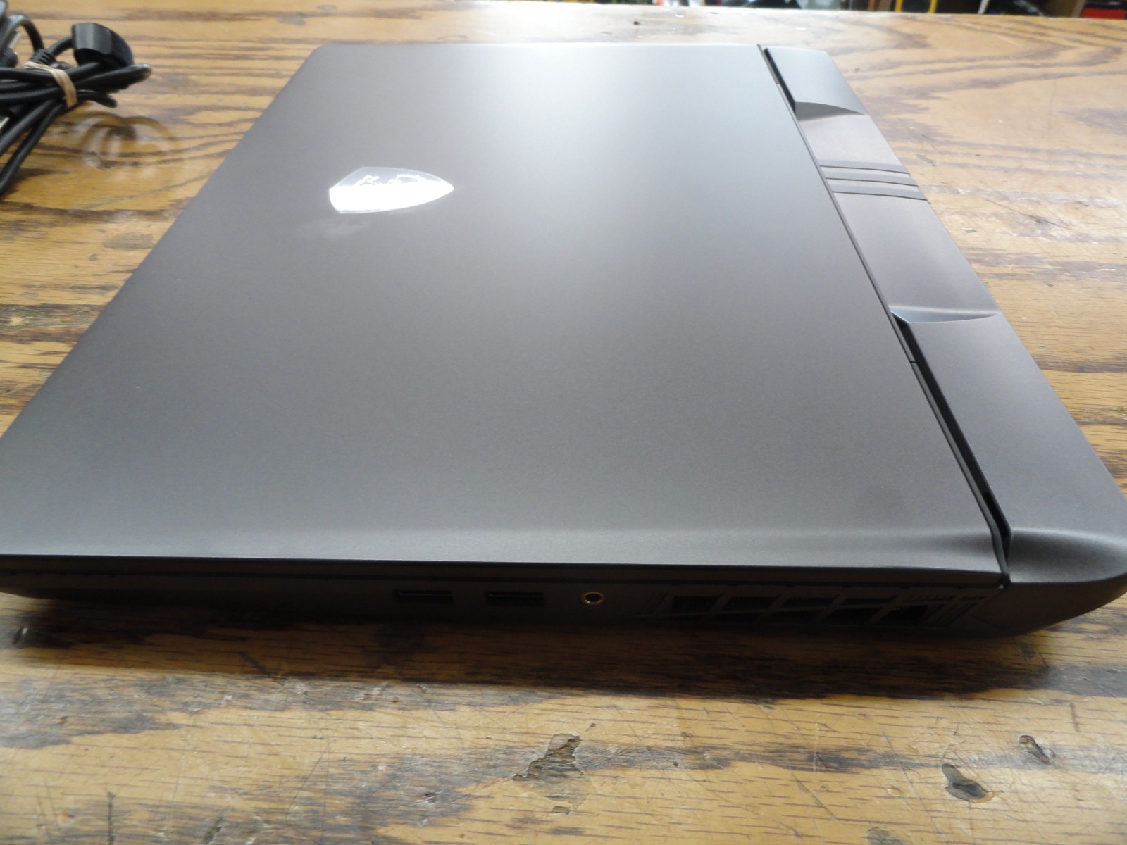 MSI VECTOR 16 HX AI A2XW / Core Ultra 9 / 32GB RAM / 1TB SSD – PRISTINE!