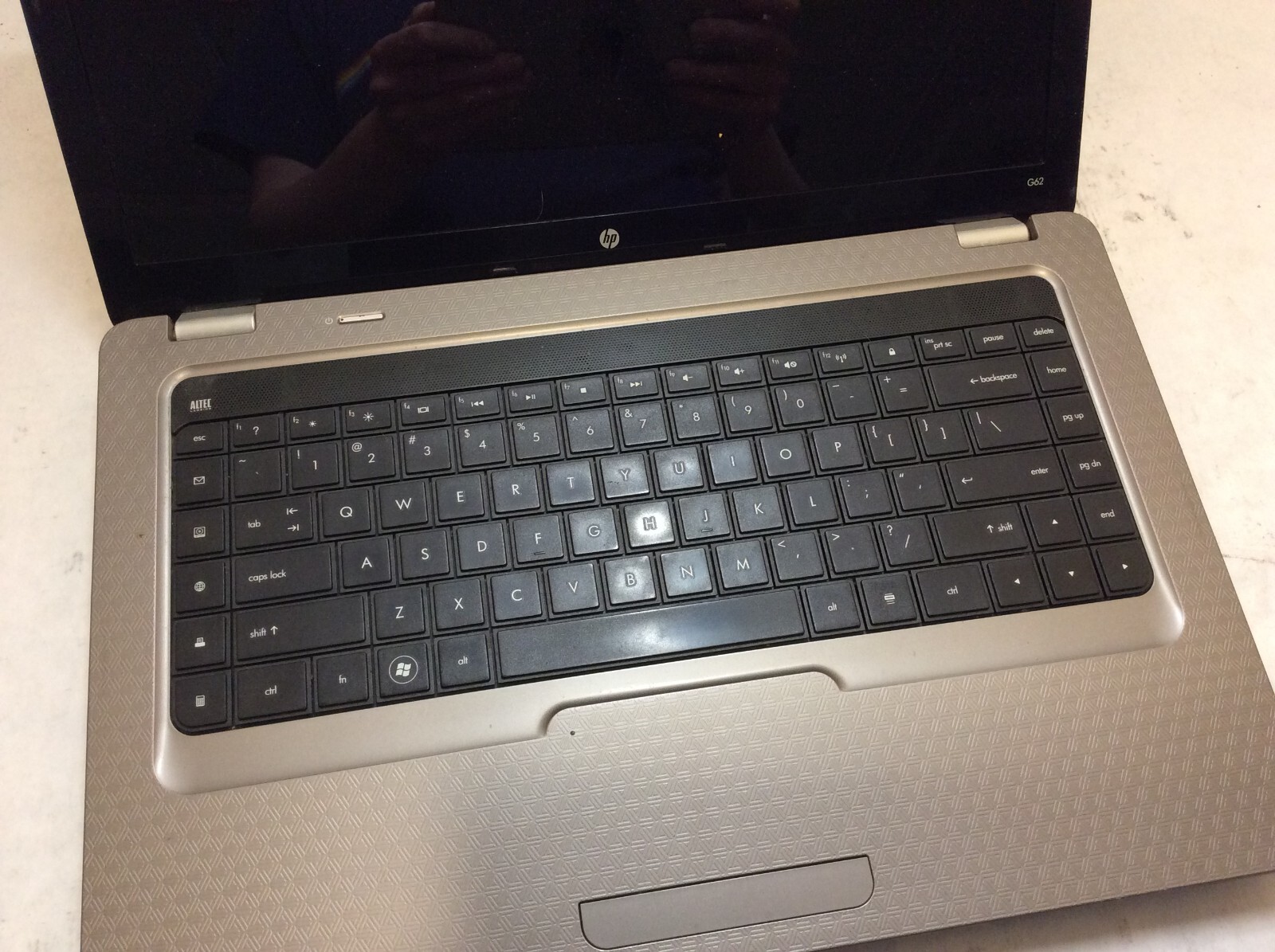 HP G62-234DX Laptop 15″ Intel Core i3 1st Gen DAMAGED SCREEN -PP
