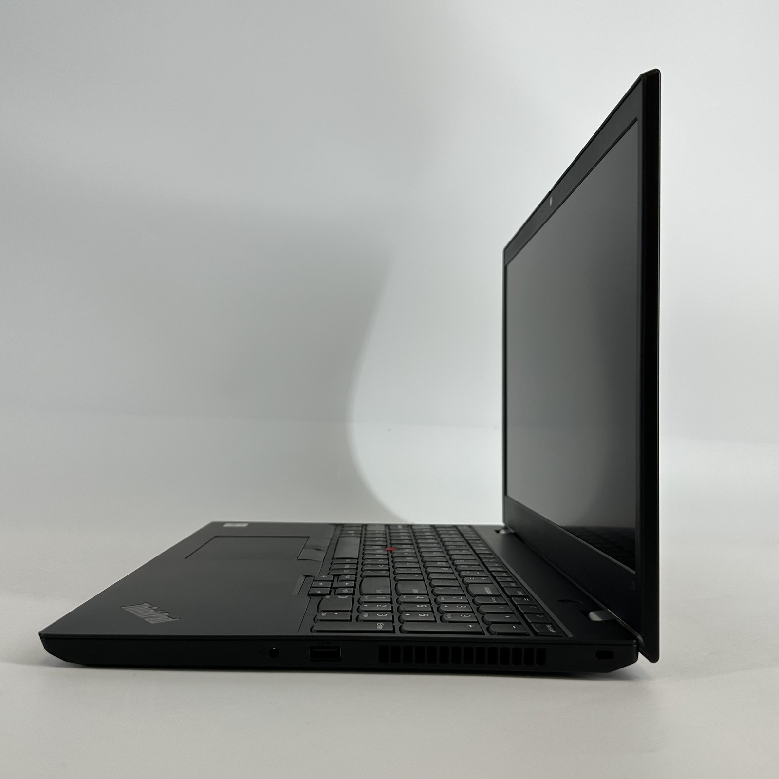 Lenovo ThinkPad L15 Gen 1 Black HD i5-10210U 1.60GHz 16GB 256GB SSD Very Good