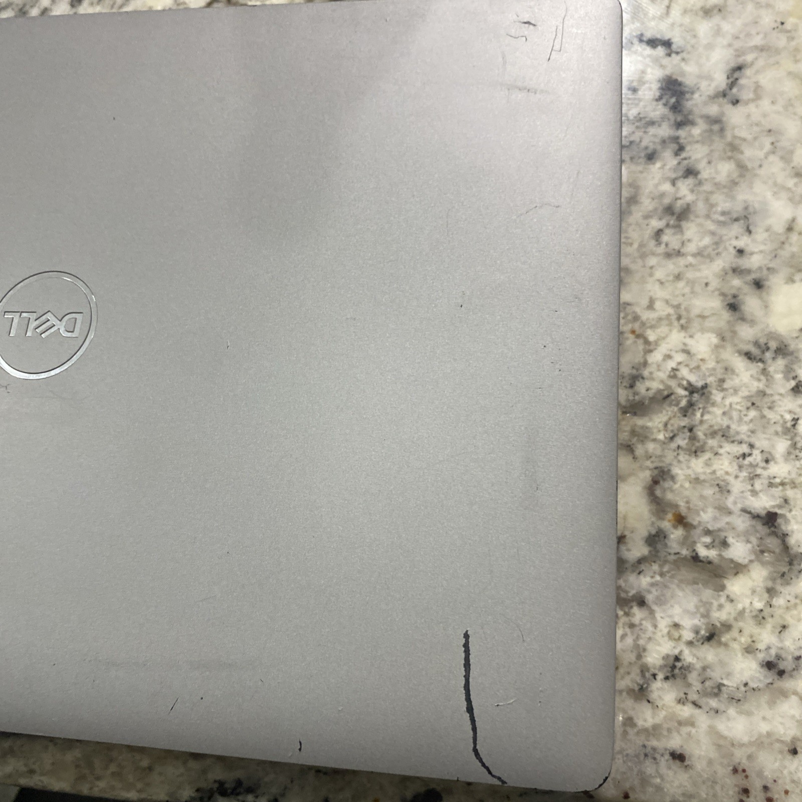Dell Latitude 5310 13.3″ FHD i7-10610U 1.80GHz 16GB RAM 512GB SSD Windows 10