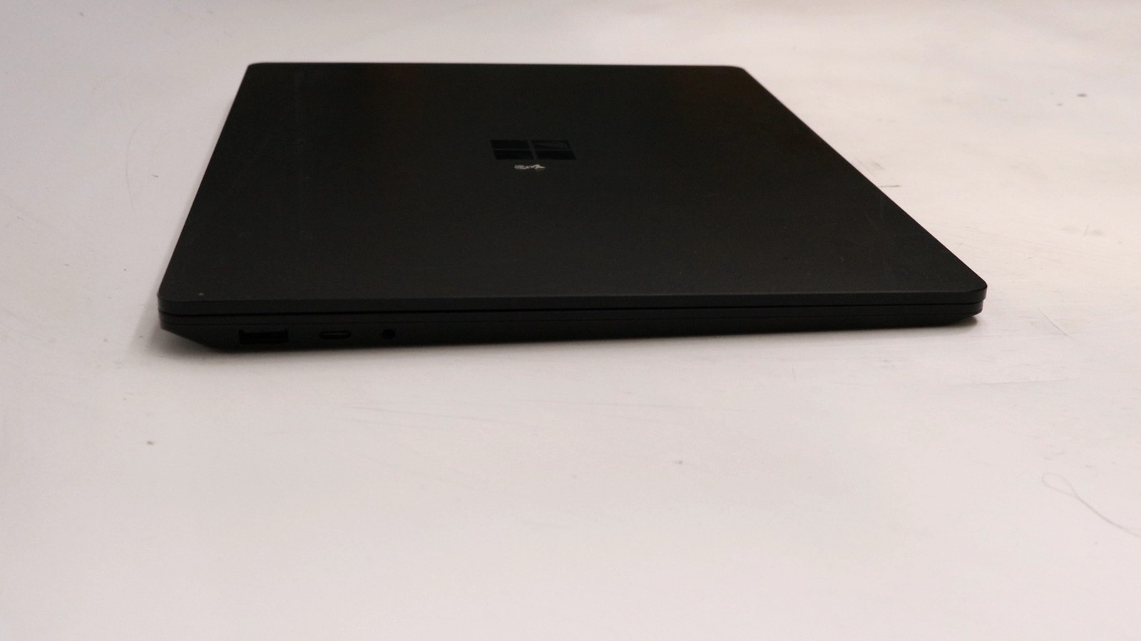 Microsoft corporation Surface Laptop 4 13″ i7-1185g7 32GB 1TB – Very Good