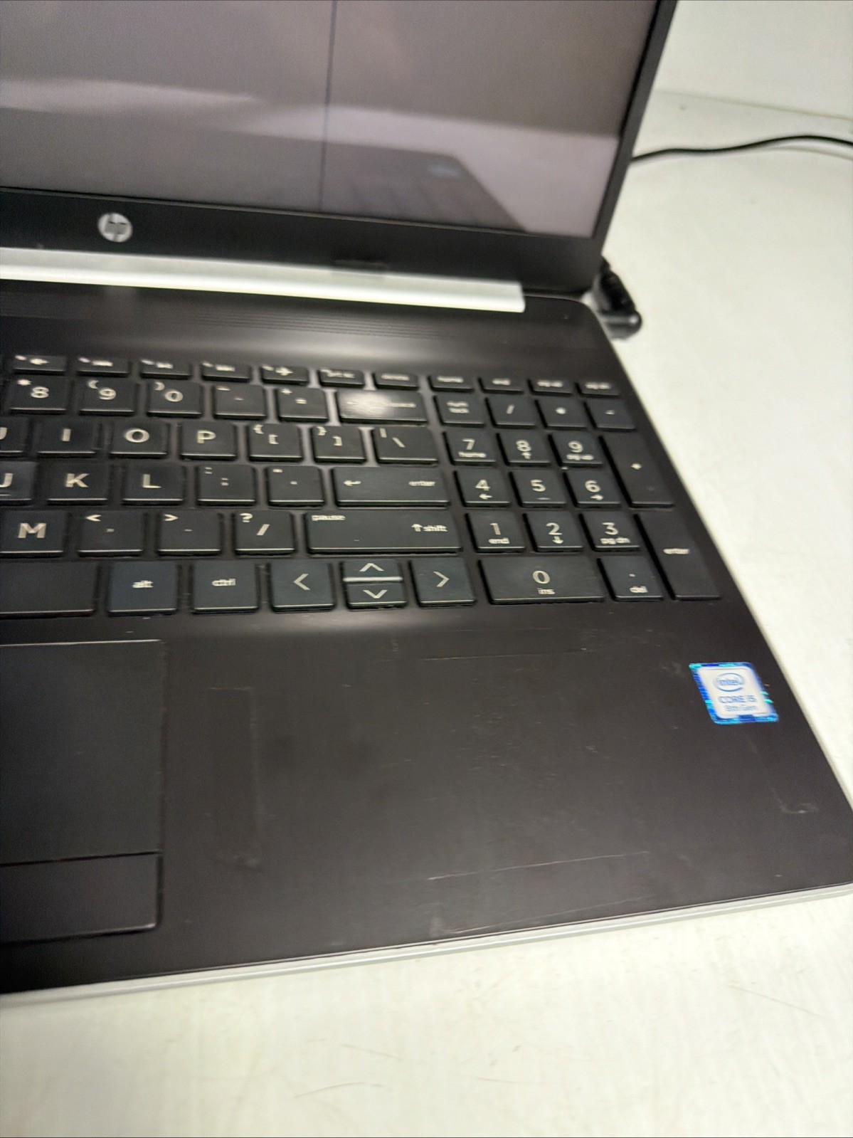 Hp Laptop 15-DW0xxx 15″ Laptop i5-8265U 4gb Ram No Drives Boots Bios No P/S