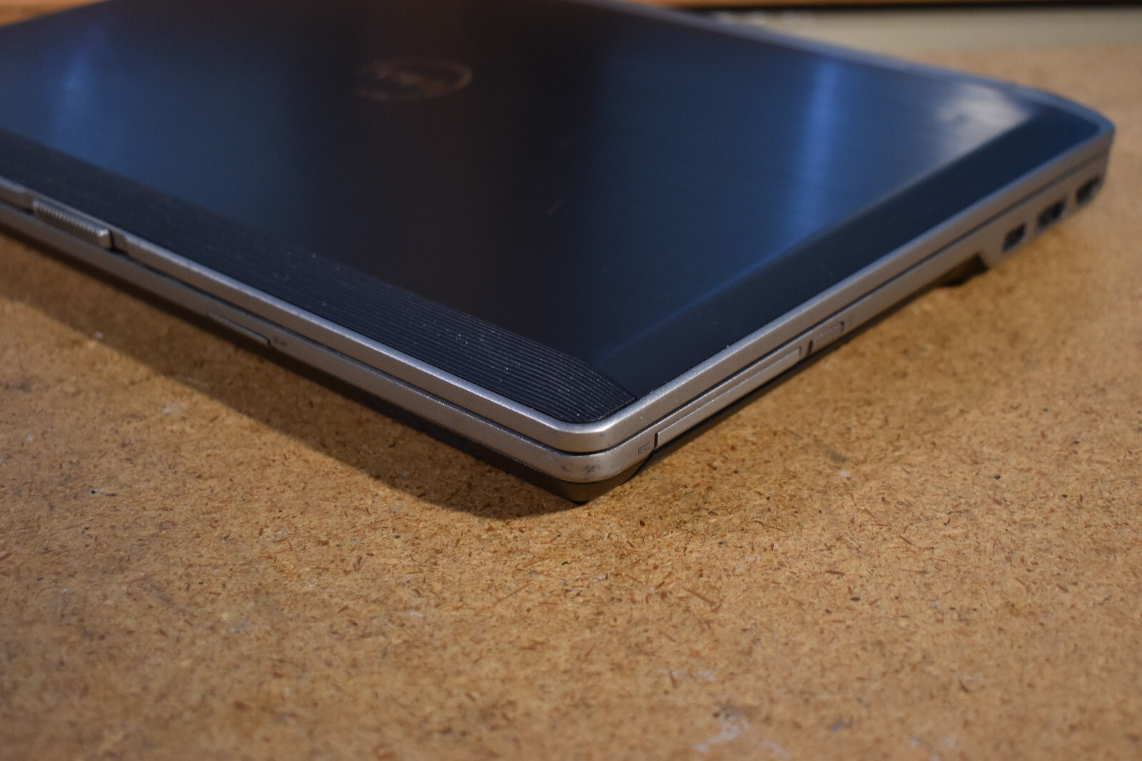 Dell Latitude E6530 Intel Core i5-3320M 4GB 320GB HD Windows XP Pro NVidia 5200M