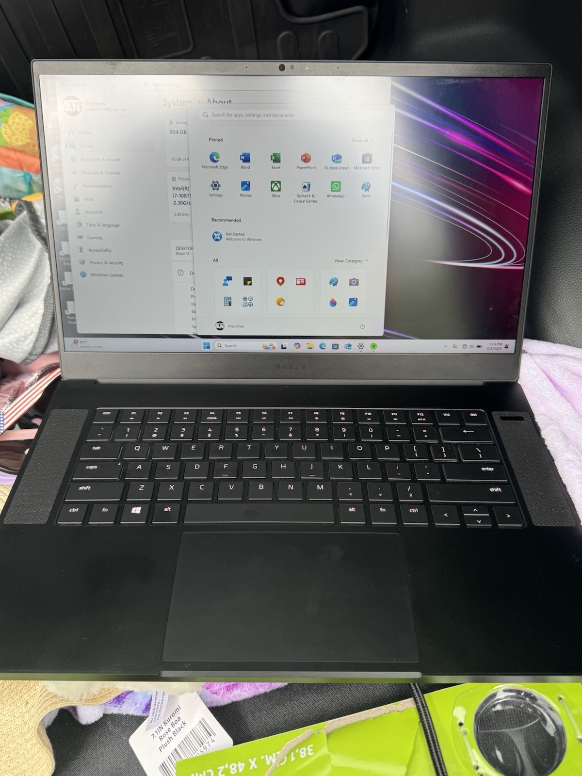Razer Blade 15 Gaming Laptop i7-10875H 16GB 1TB SSD RTX 2080 Max-Q W11