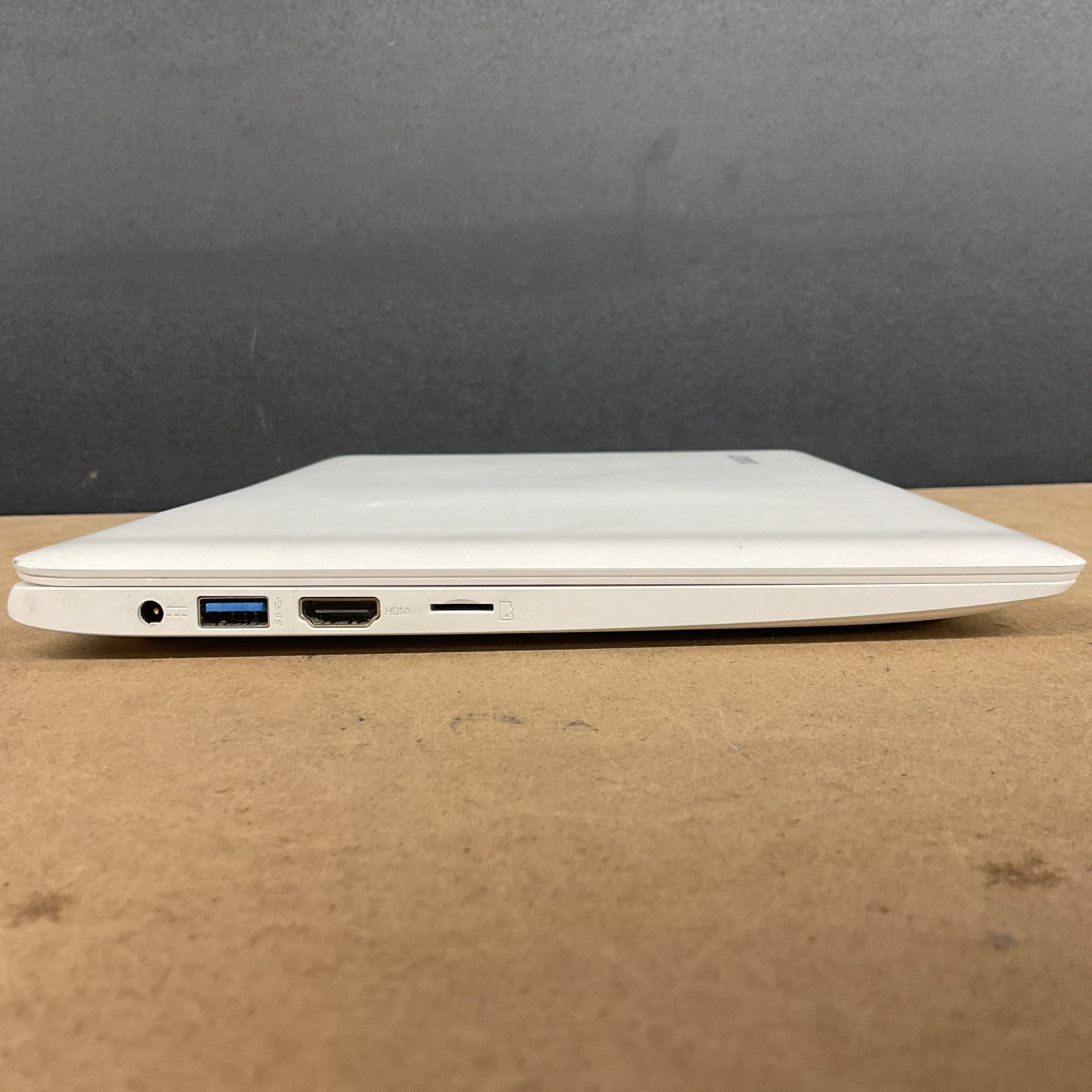 Lenovo IdeaPad 110S 11IBR 11.6 Inch Laptop White Notebook – Broken Untested