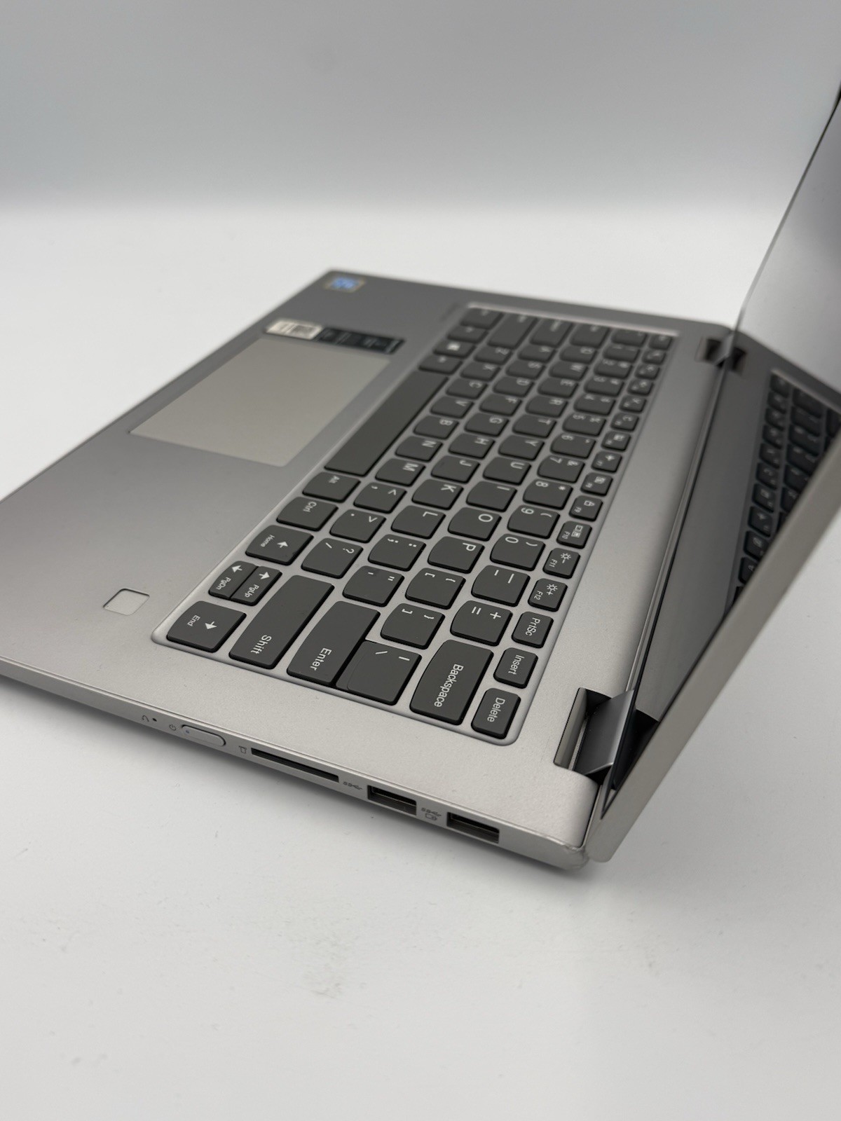 Lenovo IdeaPad C340 14” 14IML – Pentium 6405U/8GB RAM/512GB (READ DESC) 43C