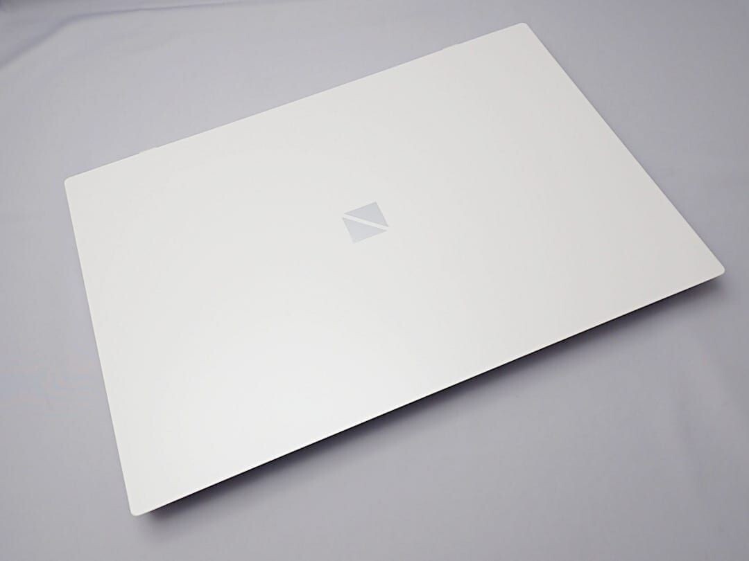NEC Laptop LAVIE N153C/EAW PC-N153CEAW Pearl White Ryzen 3 5300U/8GB n99