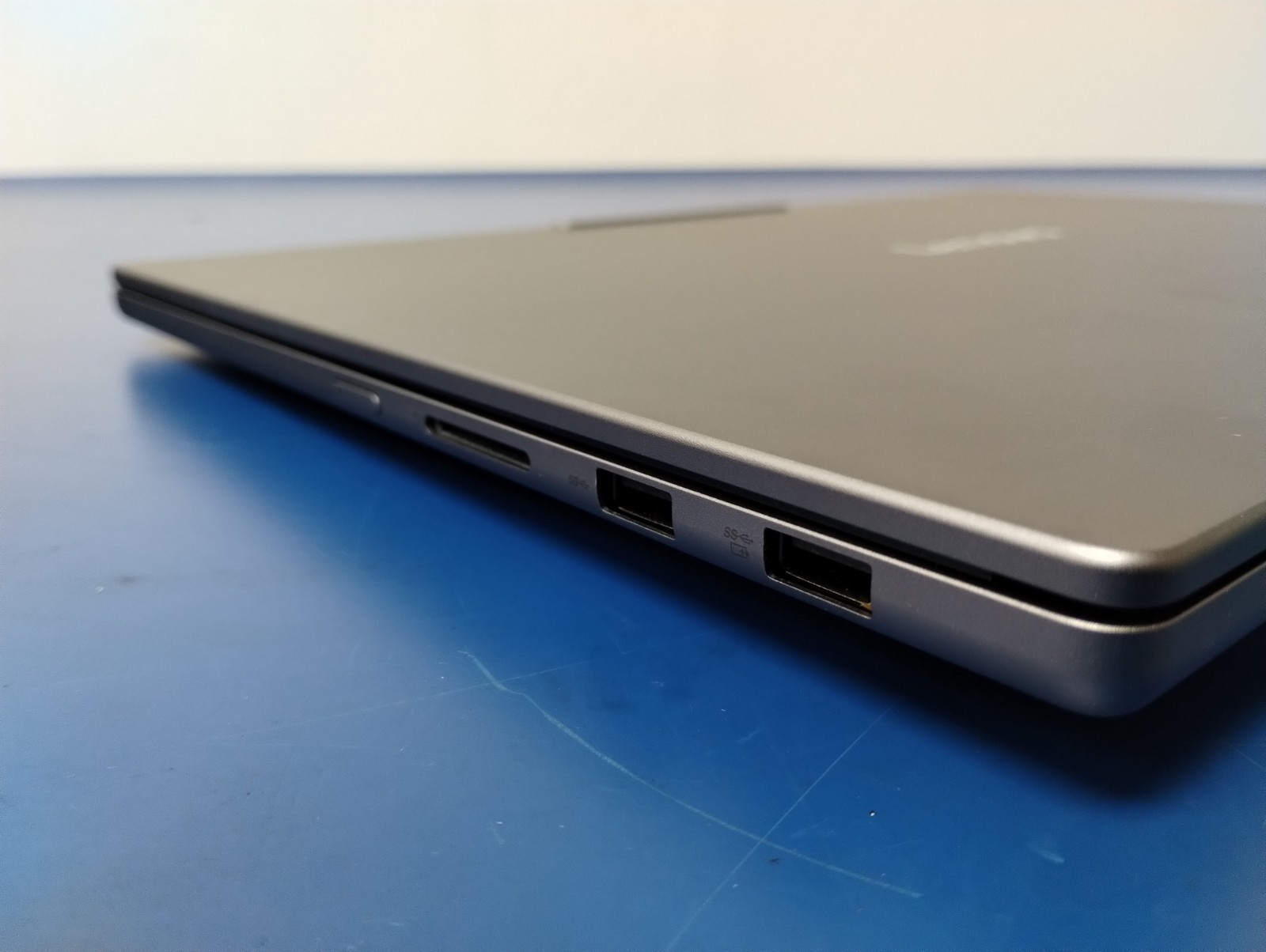 Lenovo IdeaPad Pro 5 16IAH10, Intel Core Ultra 9 285H, 32 GB RAM, 1 TB NVMe SSD