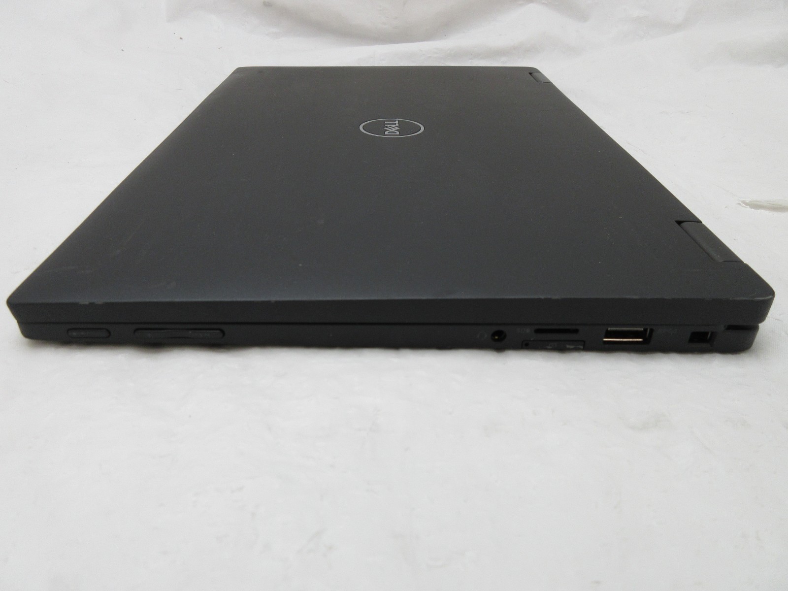 Dell Latitude 7389 13.3″ : i5-7300U 2.6GHz : 16GB RAM : 256GB SSD : Grade C