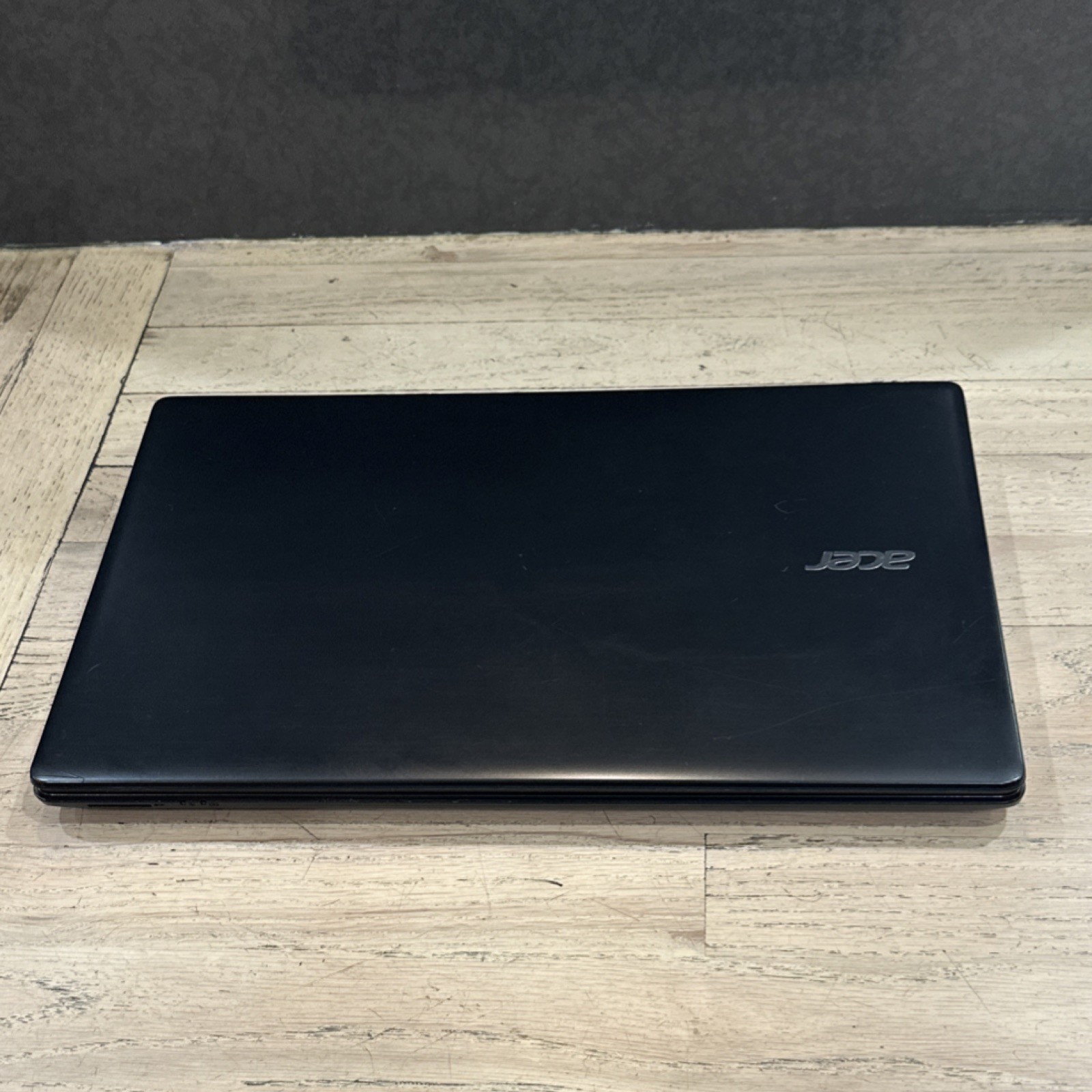 Acer Aspire E5-571 Laptop Intel Core i5 16GB RAM 512GB SDD Windows 11 Black