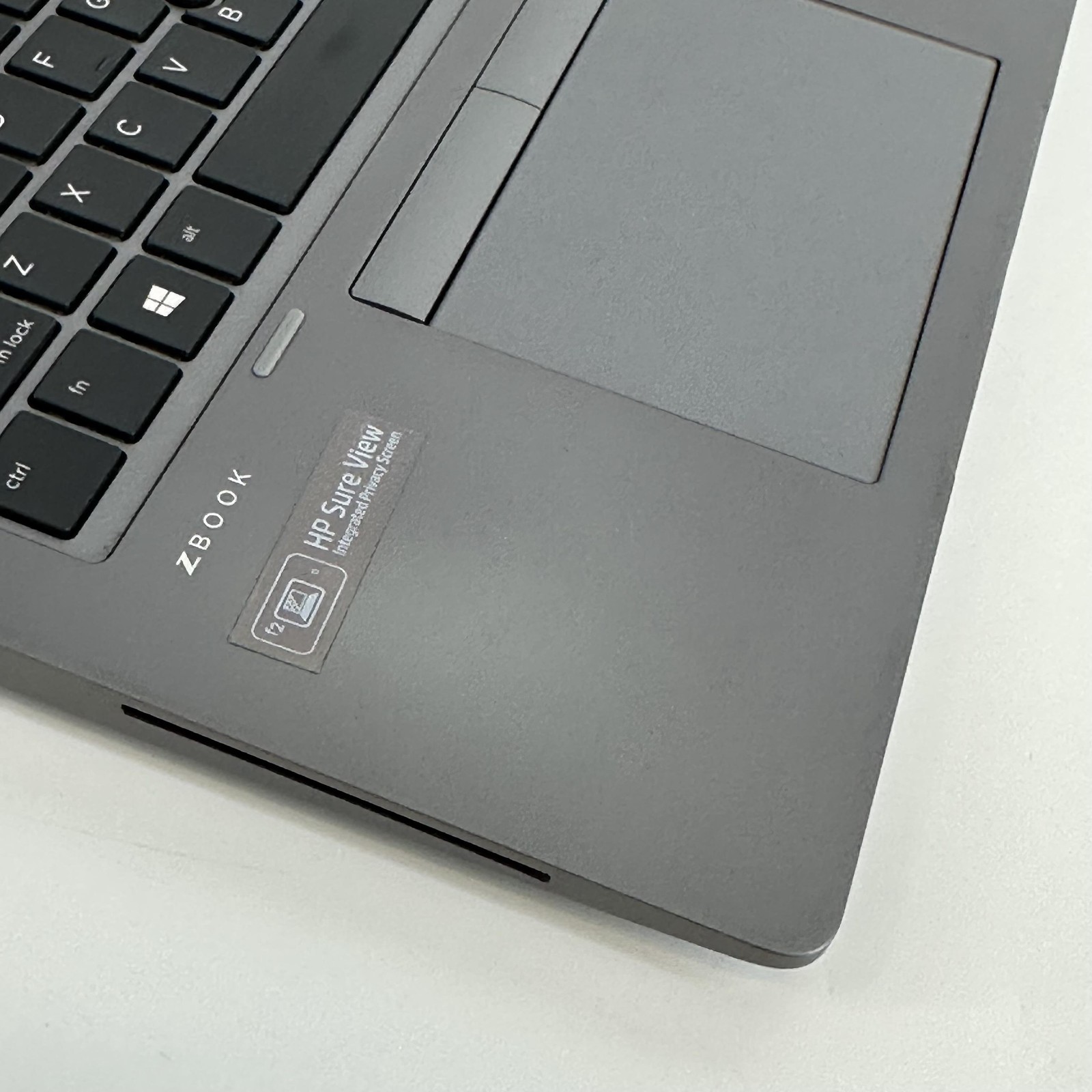 HP ZBook 15u G5 15.6 FHD i7-8650U 1.90GHz 16GB 512GB SSD AMD Radeon Pro WX 3100