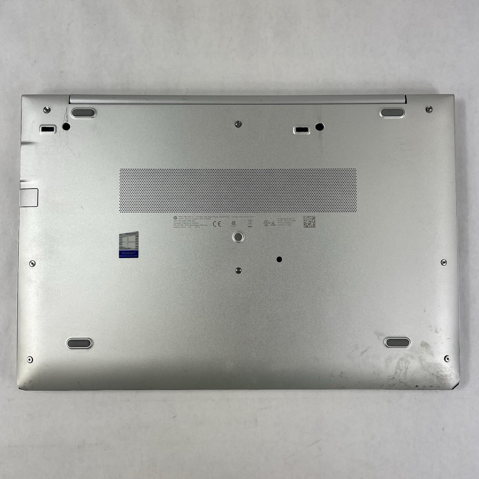 HP EliteBook 850 G6 15.6″ i7-8665U 1.90 GHz 8 GB RAM No SSD/OS/AC – Bad Corners