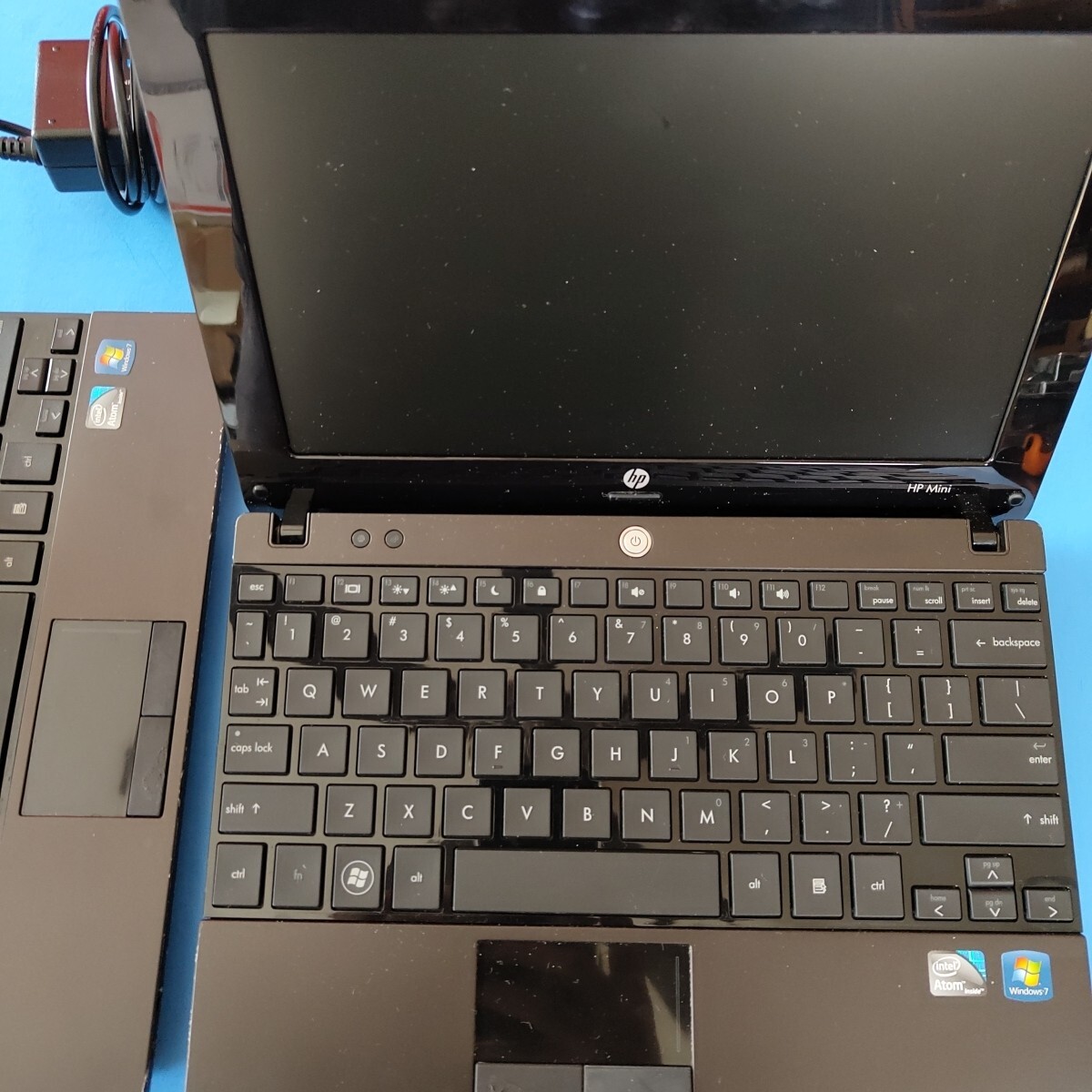AS IS 2x HP Mini 5103 Netbook Dual Core Atom N455 2GB 160GB Laptop Win 7 Pro