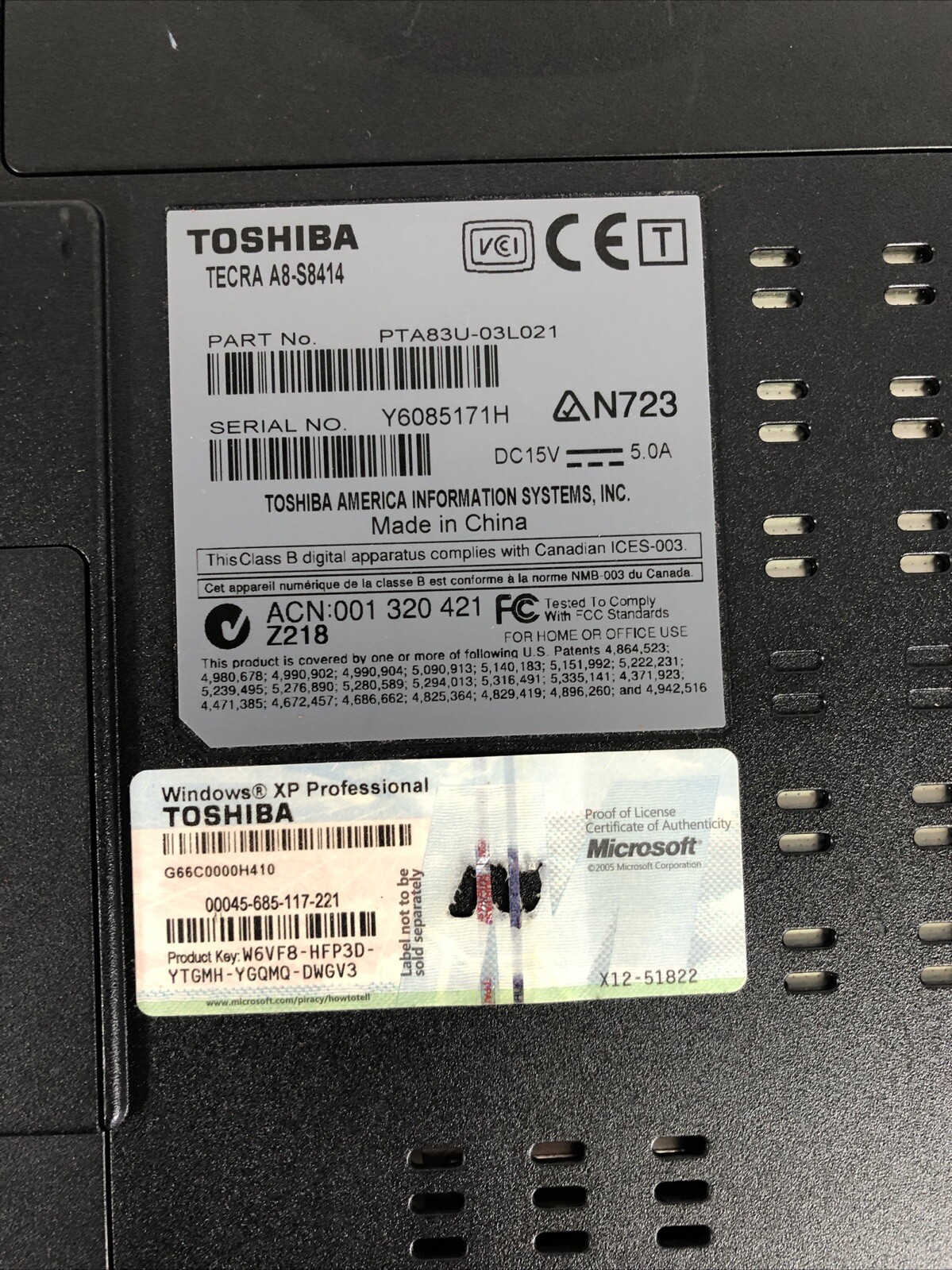 15.4” Toshiba Tecra A8-S8414 Laptop 120 GB HDD / 1 GB RAM / PARTS / BAD SCREEN