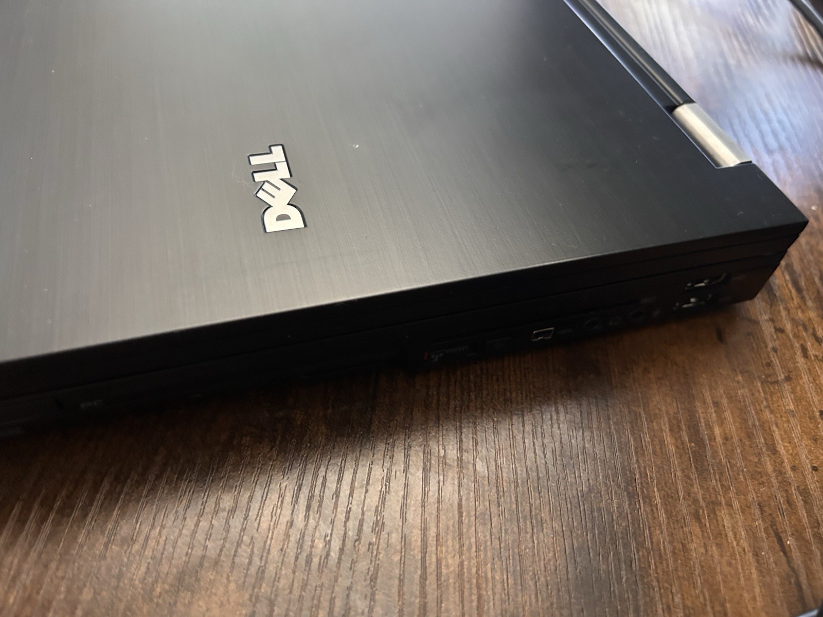 Dell Latitude E6500 laptop Core 2 Duo P9400 @ 2.53GHz 4GB RAM Win XP