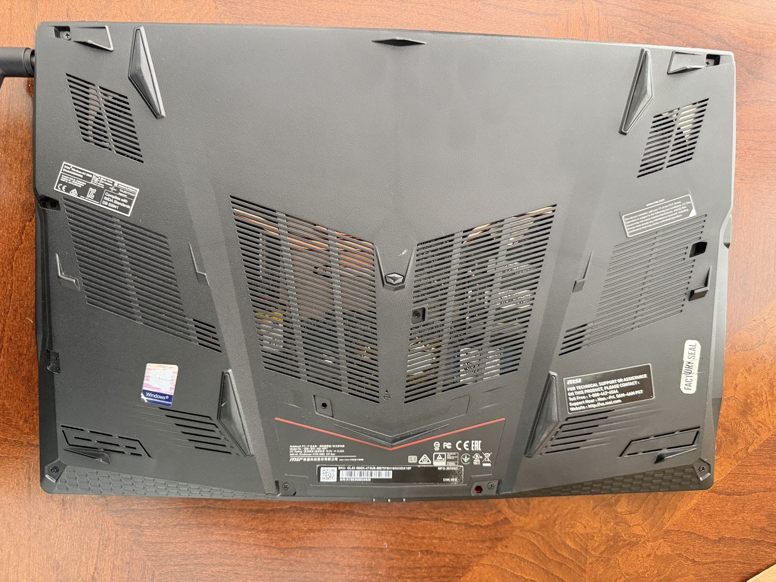 MSI GL63 9SEK-615 Laptop 15.6″ I7-9750H, 16GB RAM, RTX 2060, 512GB SSD
