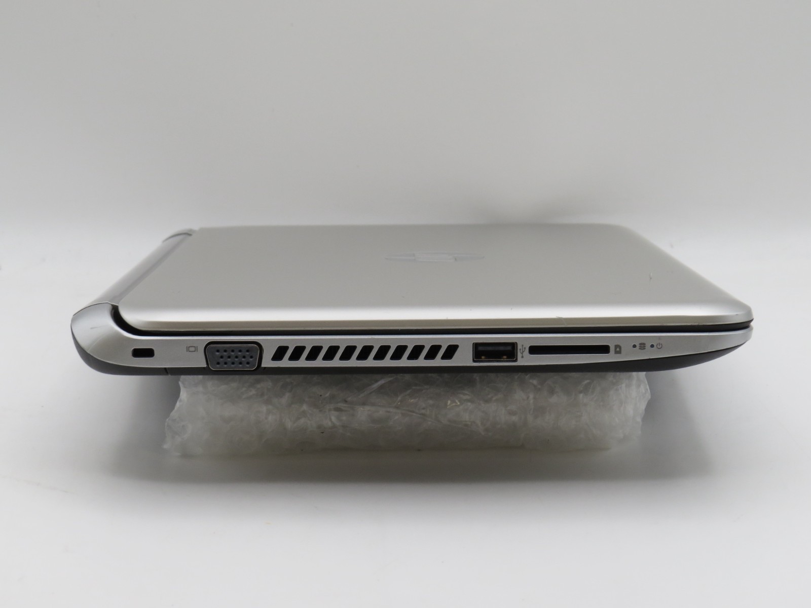 HP Pavillion | AMD A6-1450 @ 1GHz | 4GB DDR3 | 11.6″ | No HD/OS/AC | Parts