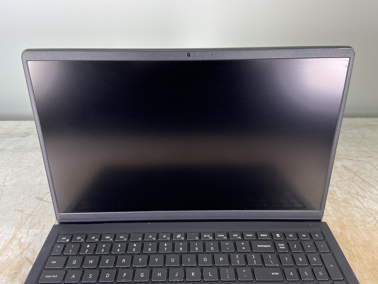 DELL INSPIRON 15 3511 i5-1135G7 @ 2.40GHz, 12GB RAM, NO HDD/OS