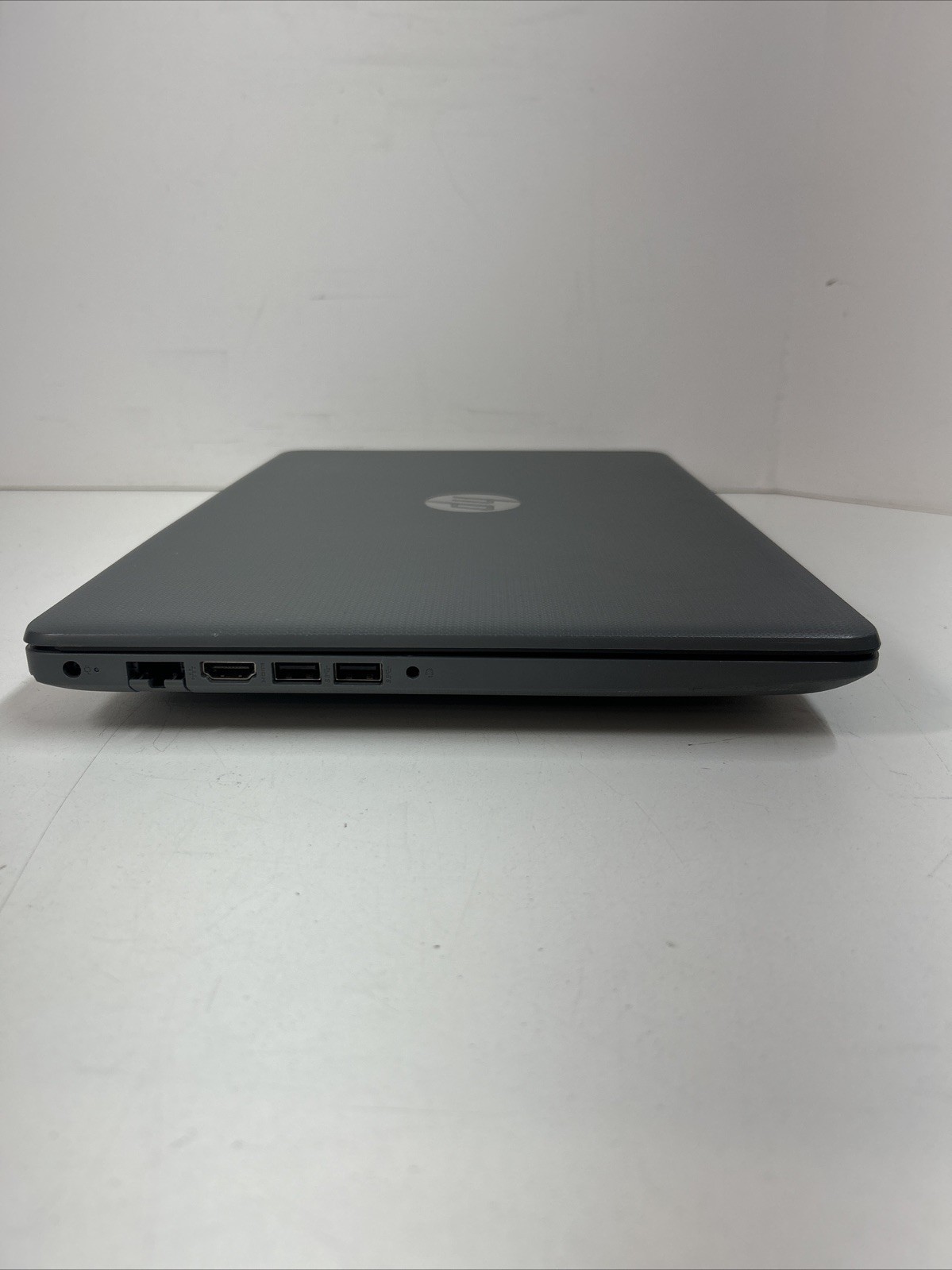 HP Laptop 15-db0051od AMD Ryzen 3 2200U@2,5GHz 16GB RAM 256GB SSD W11P