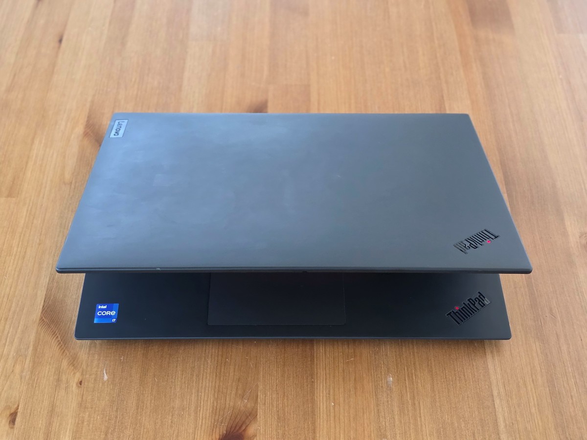 Lenovo ThinkPad P1 Gen 4 i7-11800H 16 2560×1600 16GB 512GB SSD NVIDIA RTX A2000