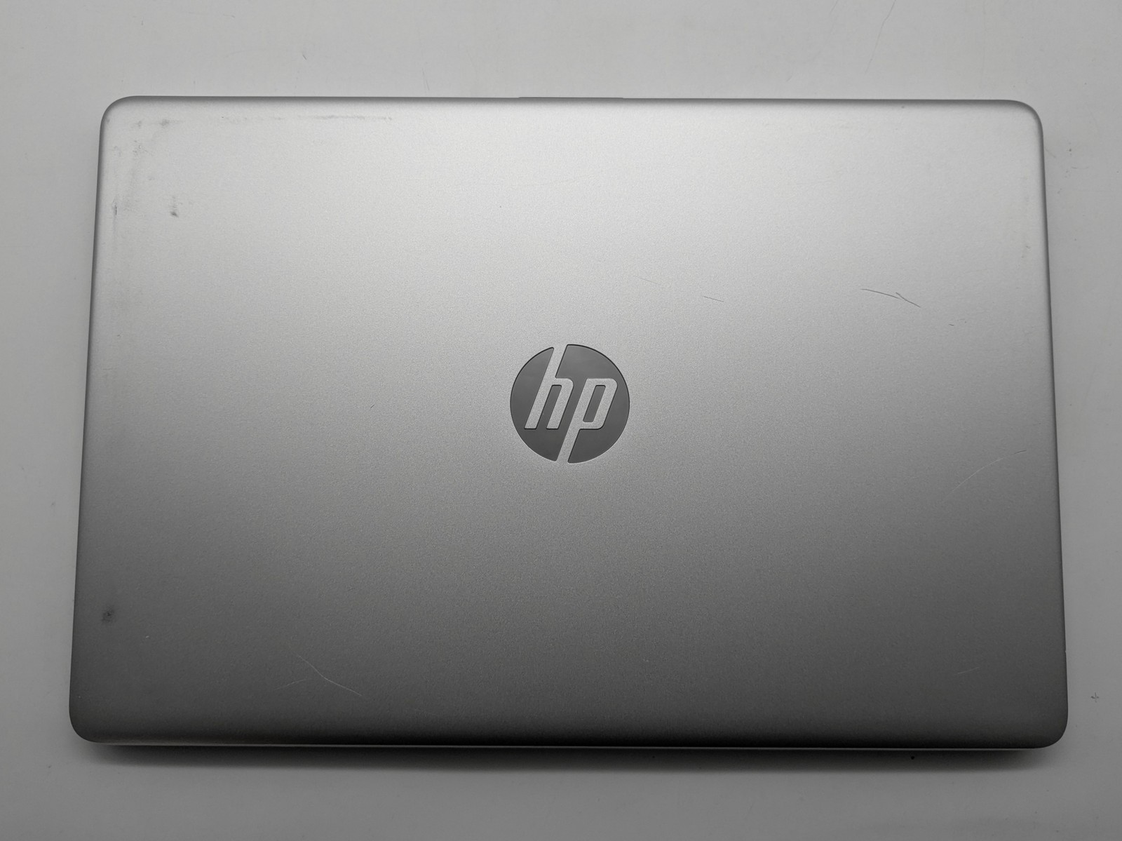 HP Laptop 15-dy2702dx 15″ HD Touch I3-1115G4 256GB SSD 8GB W11 Webcam